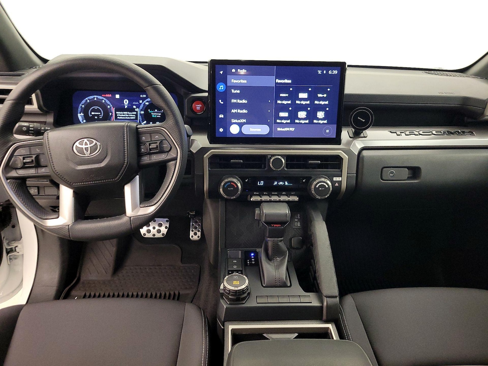 2024 Toyota Tacoma TRD Sport - Photo 10