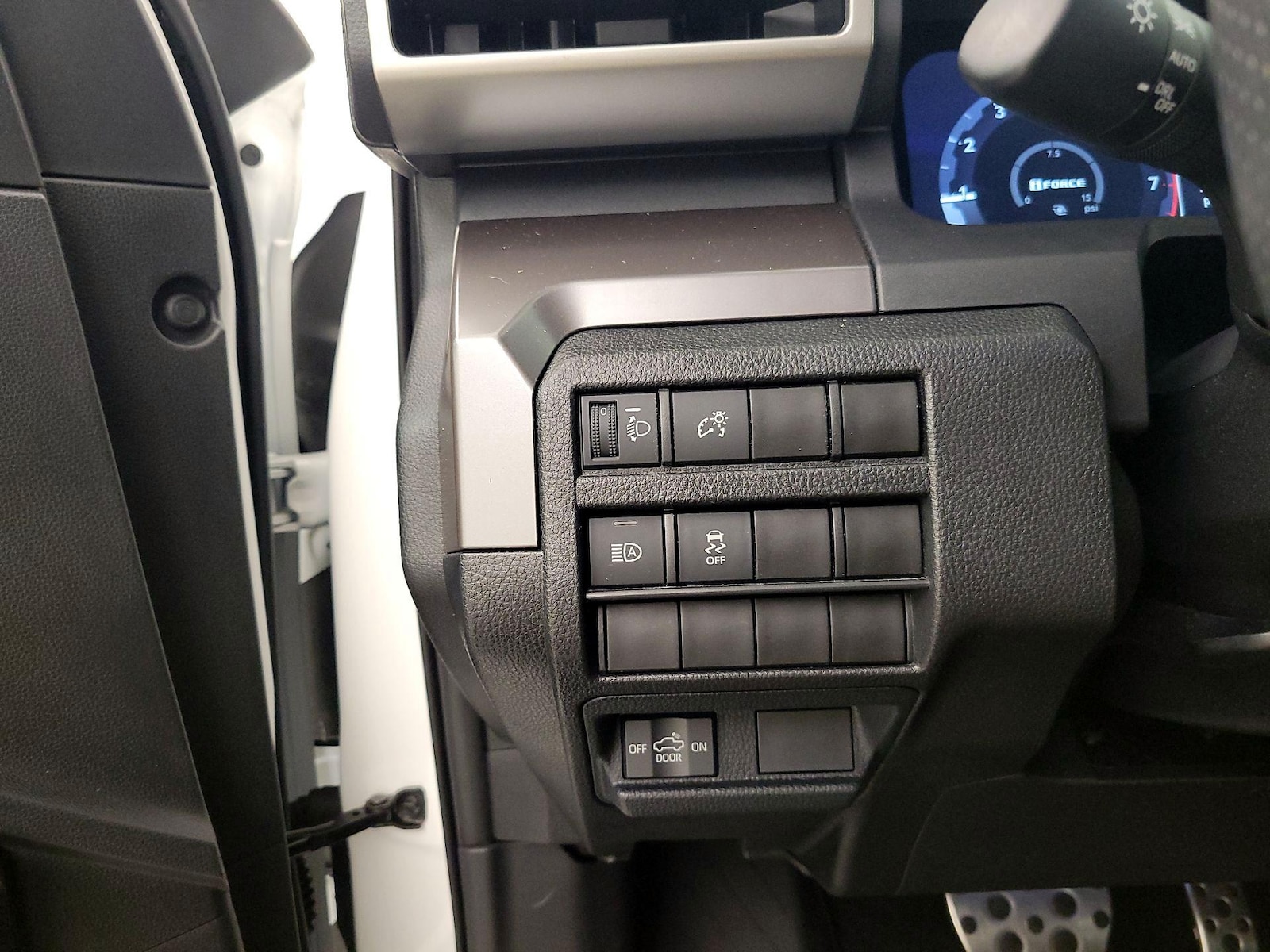 2024 Toyota Tacoma TRD Sport - Photo 14
