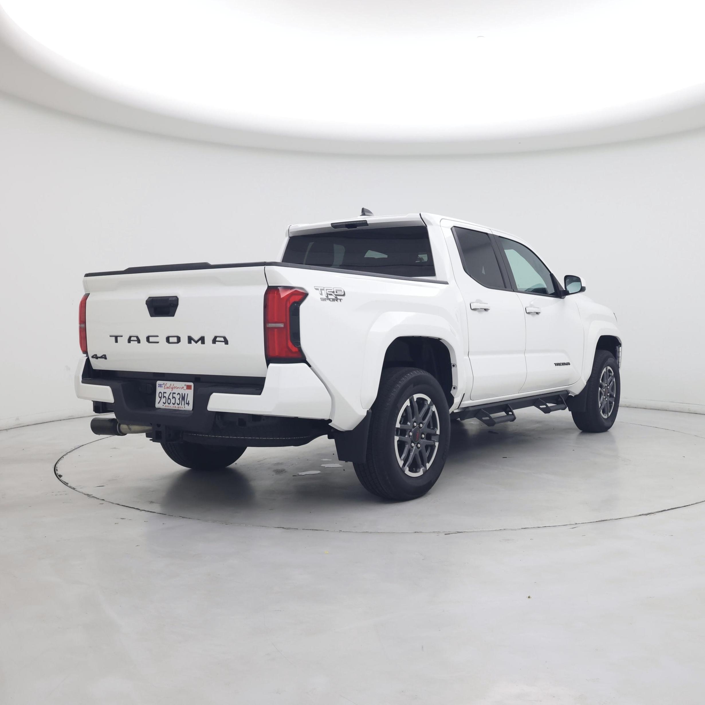 Thumbnail: 2024 Toyota Tacoma - 8