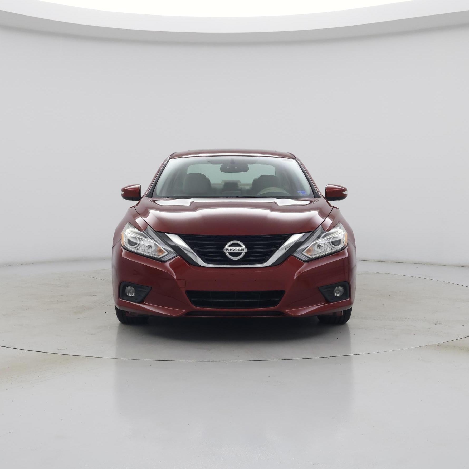 Thumbnail: 2017 Nissan Altima - 5
