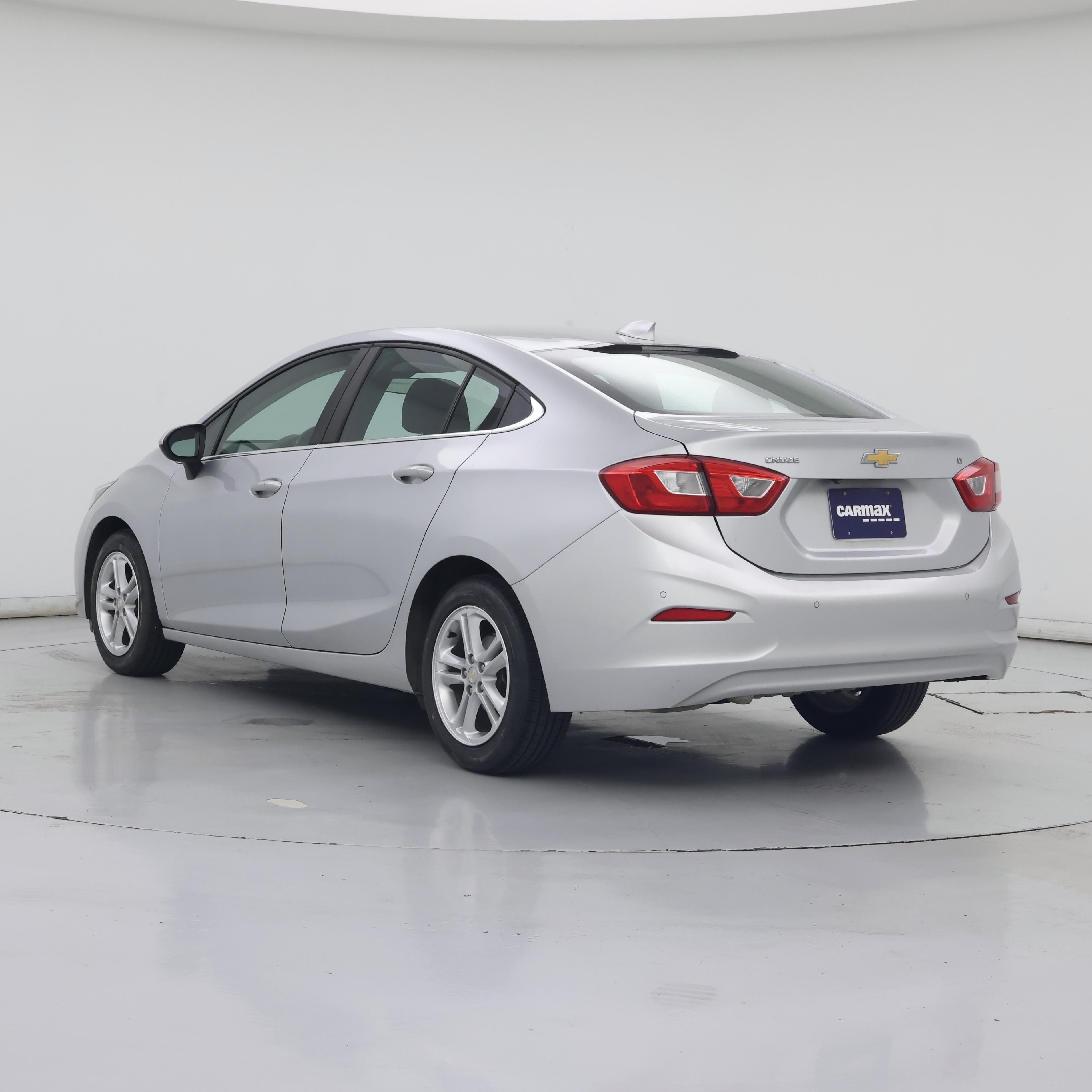 Thumbnail: 2018 Chevrolet Cruze - 2