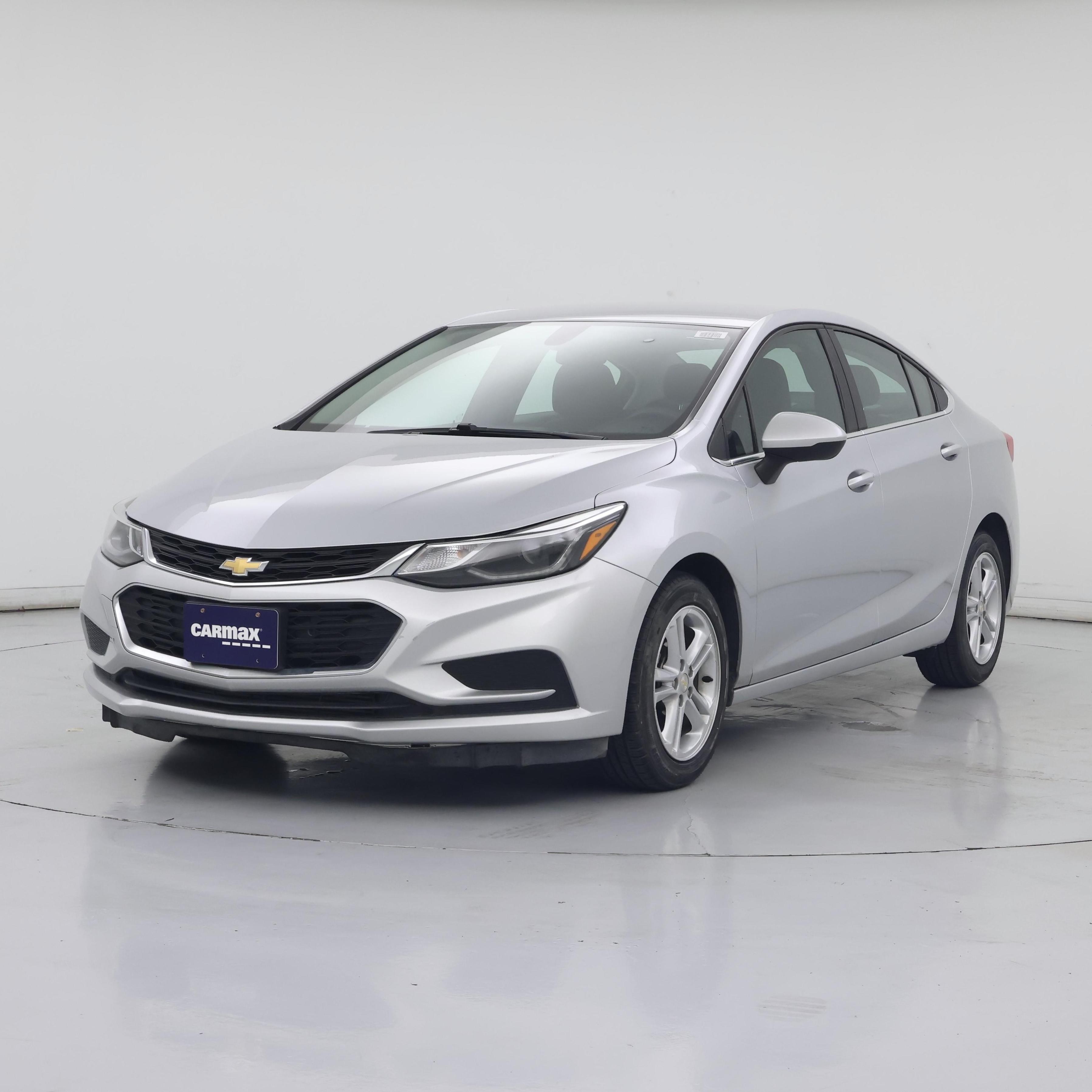 Thumbnail: 2018 Chevrolet Cruze - 4