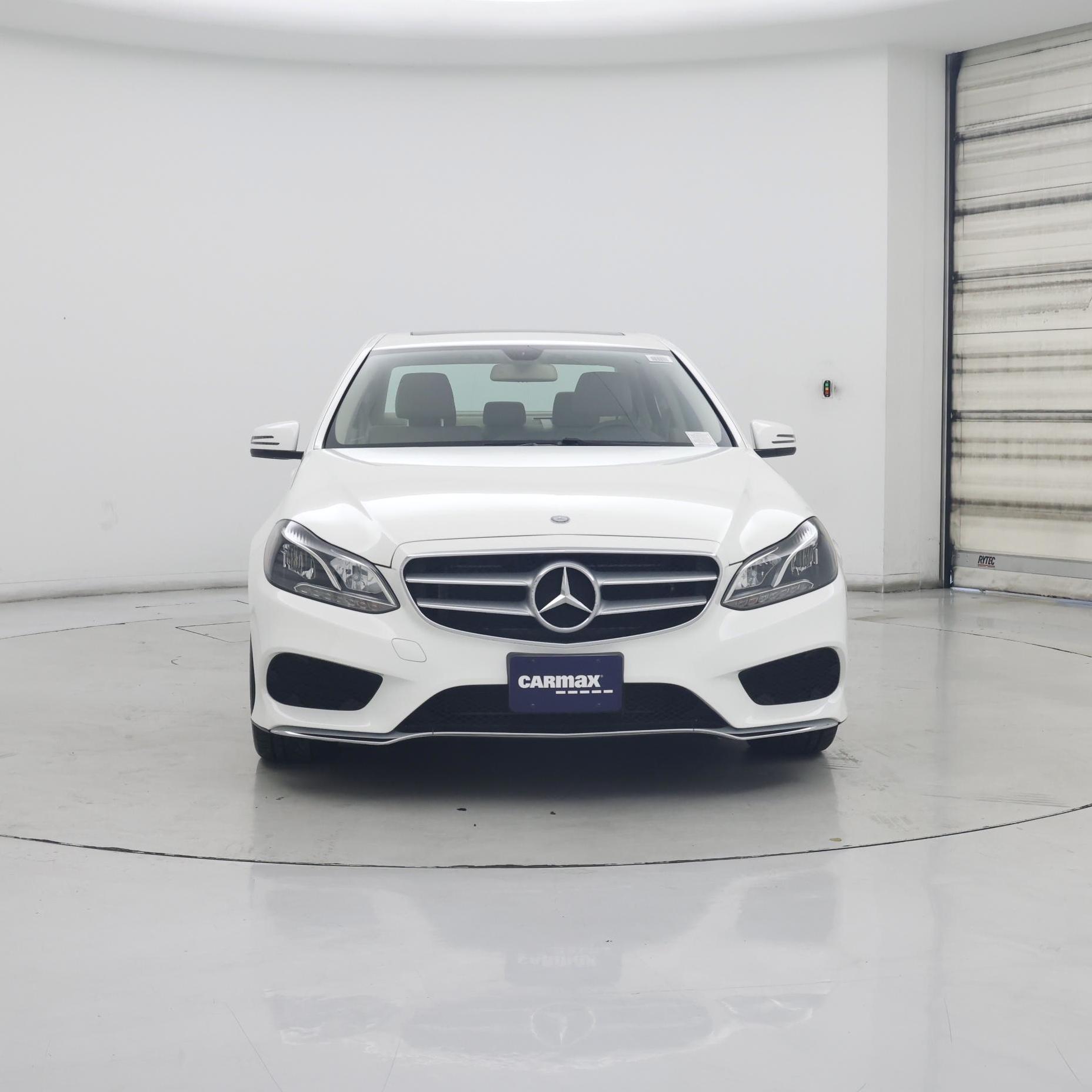 Thumbnail: 2016 Mercedes-Benz E-Class - 5