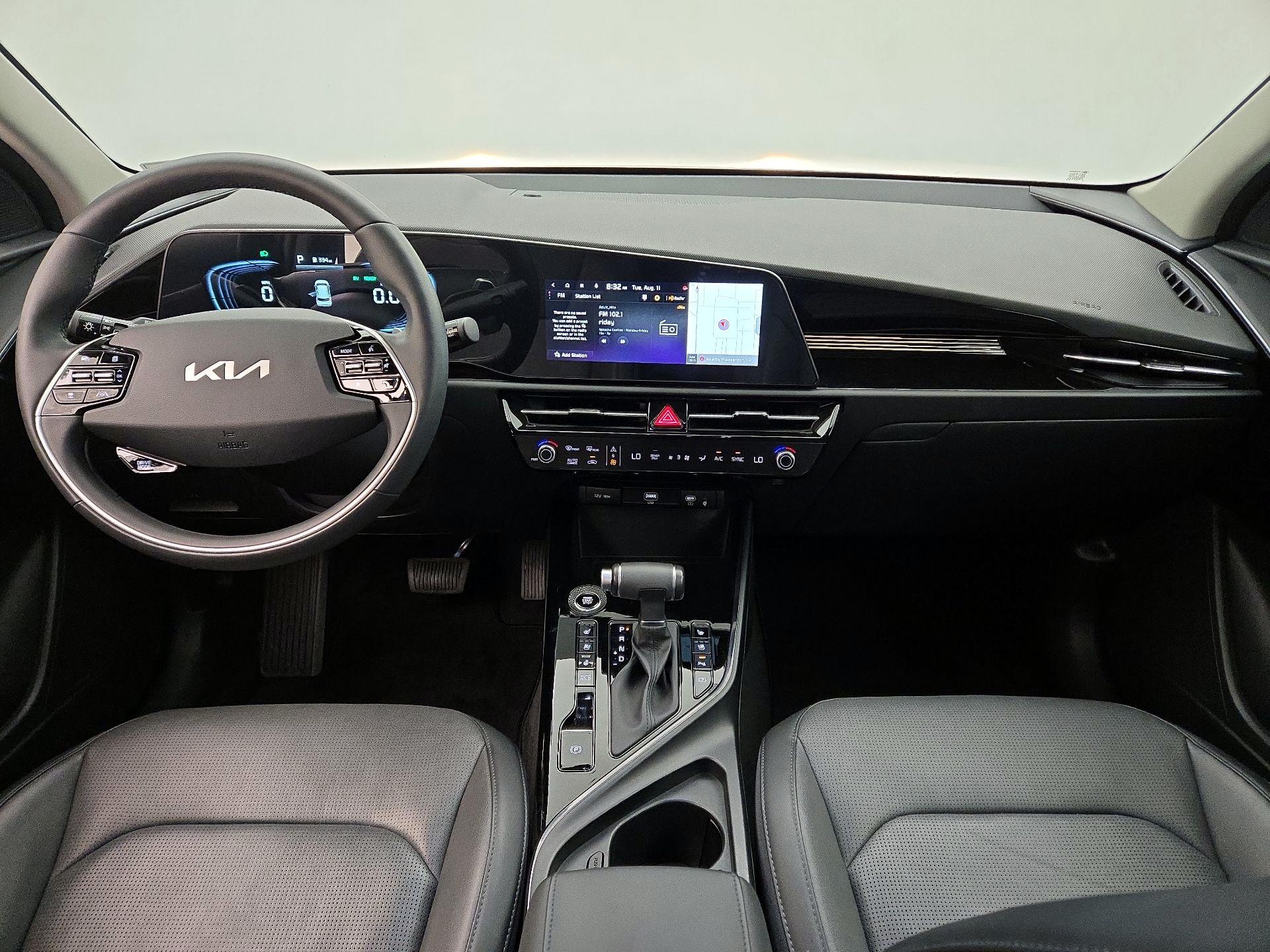 Thumbnail: 2024 Kia Niro - 9