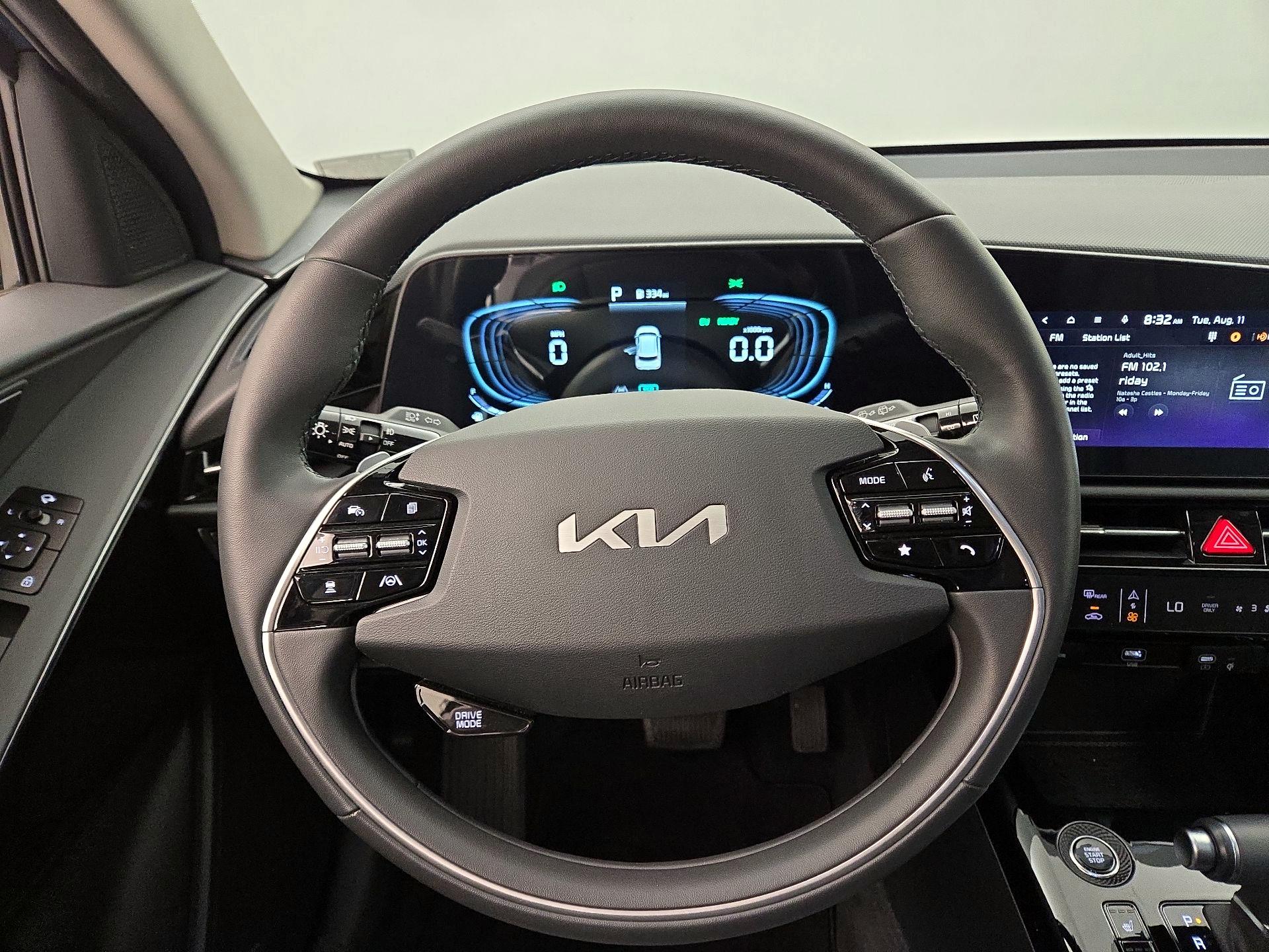 Thumbnail: 2024 Kia Niro - 10