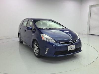 2014 Toyota Prius v Three
