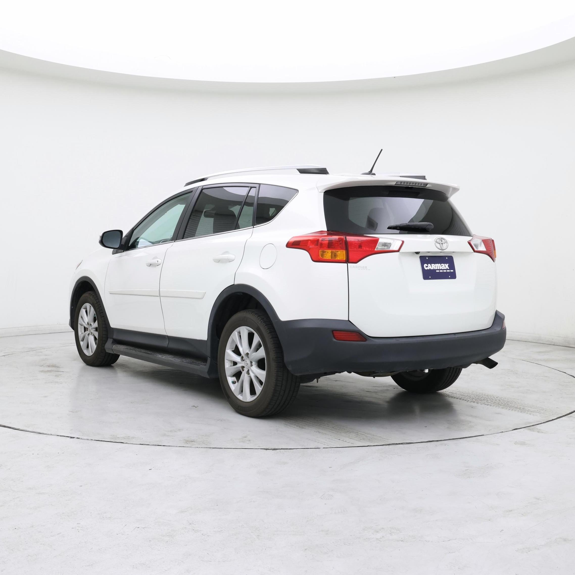 Thumbnail: 2014 Toyota RAV4 - 2