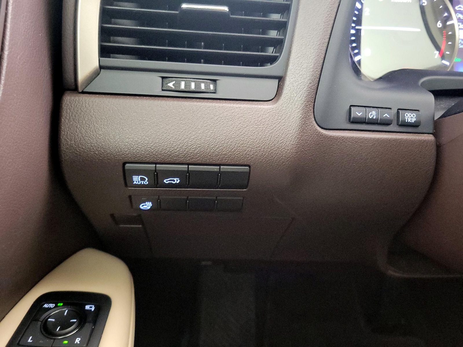 2020 Lexus RX 350 - Photo 14