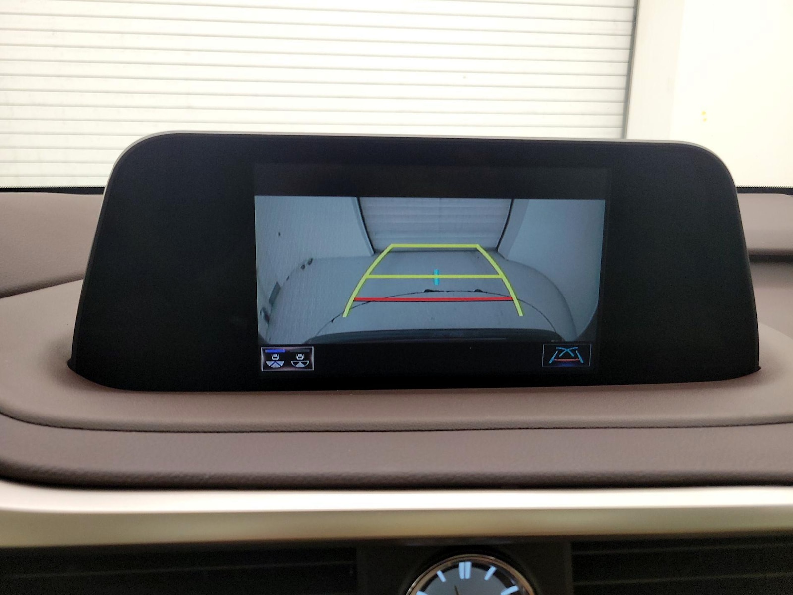 2020 Lexus RX 350 - Photo 15