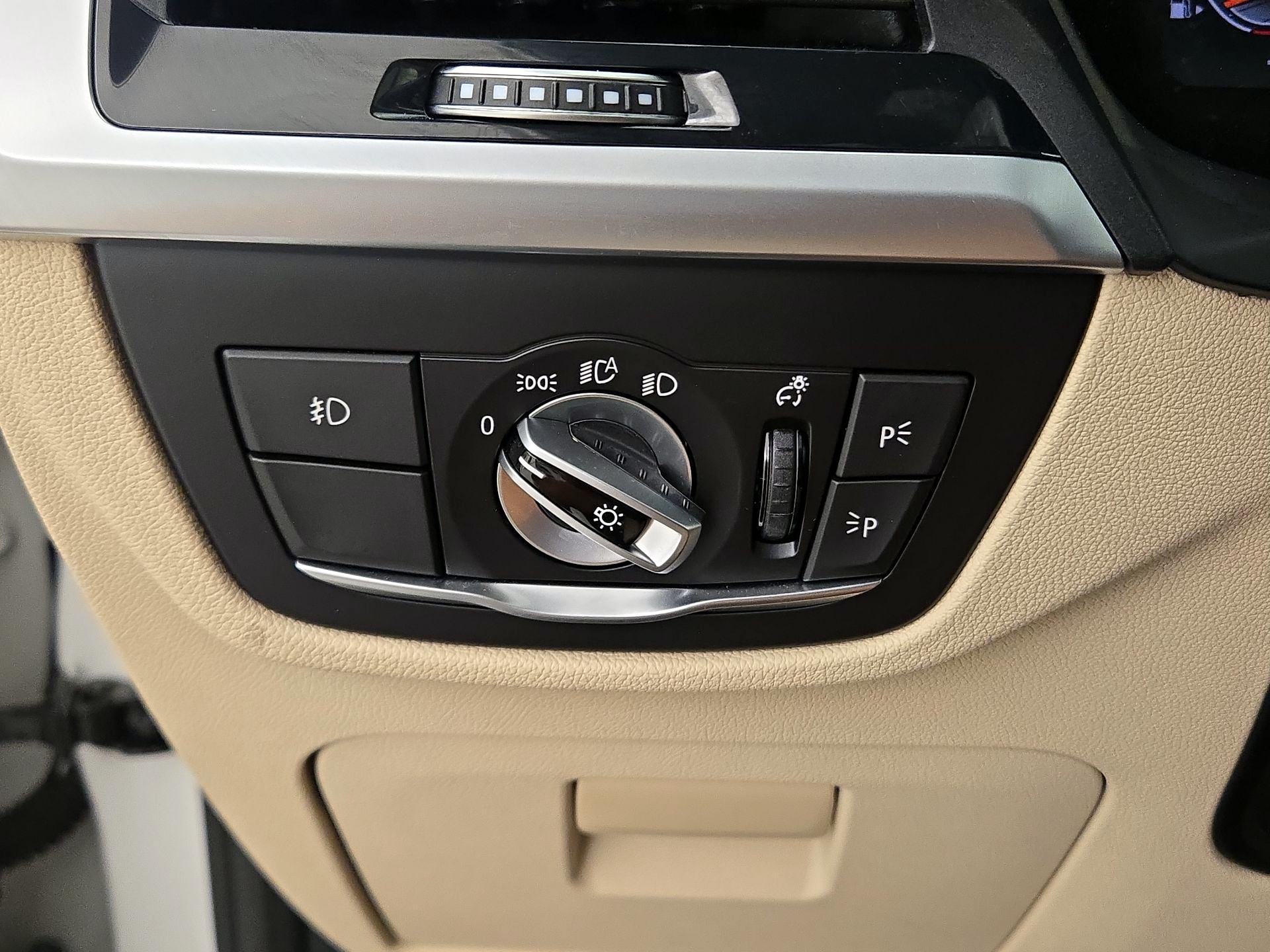 Thumbnail: 2020 BMW X3 - 13