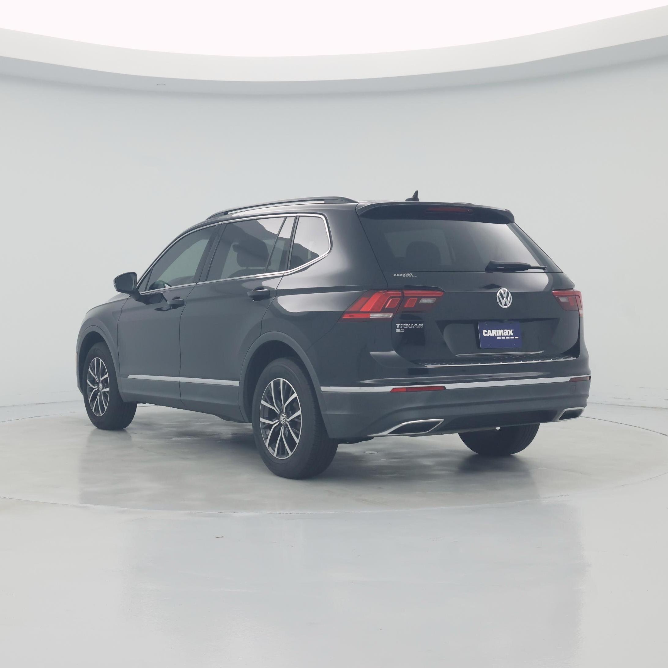 Thumbnail: 2020 Volkswagen Tiguan - 2