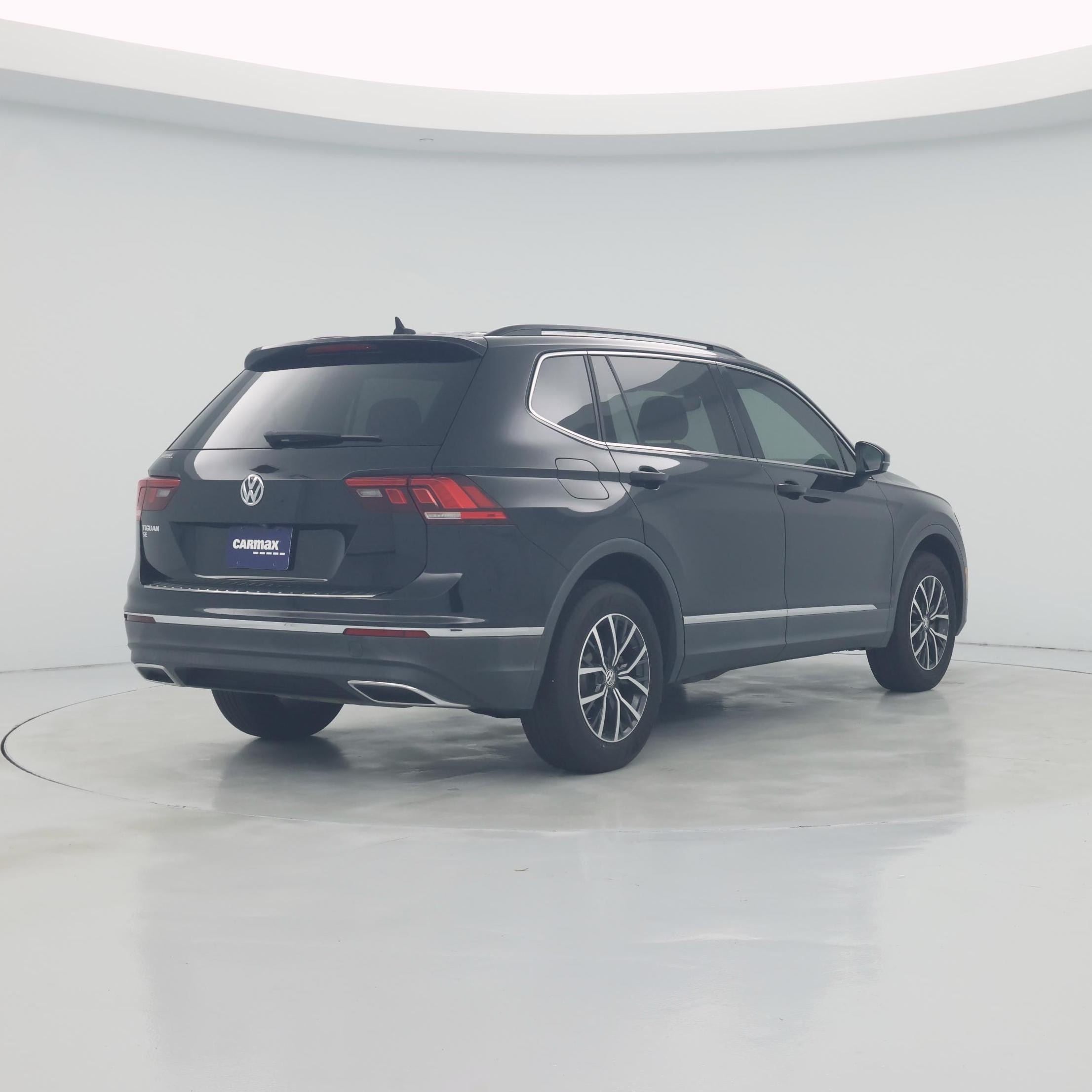 Thumbnail: 2020 Volkswagen Tiguan - 8