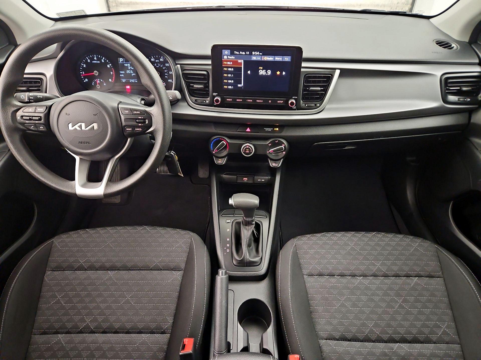 Thumbnail: 2023 Kia Rio - 9