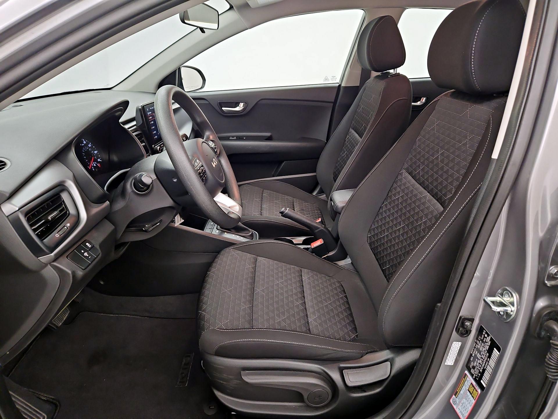 Thumbnail: 2023 Kia Rio - 11