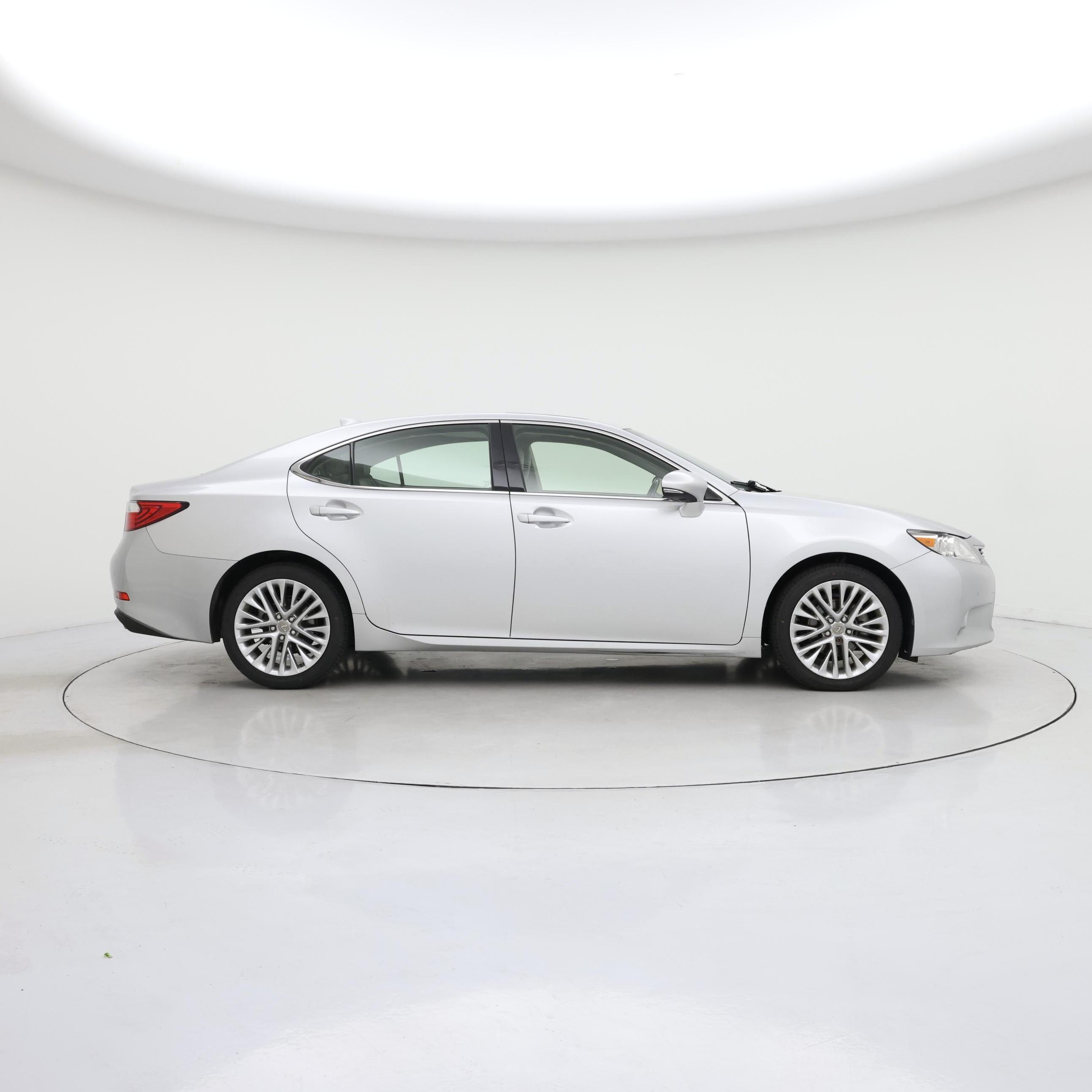 Thumbnail: 2015 Lexus ES - 7