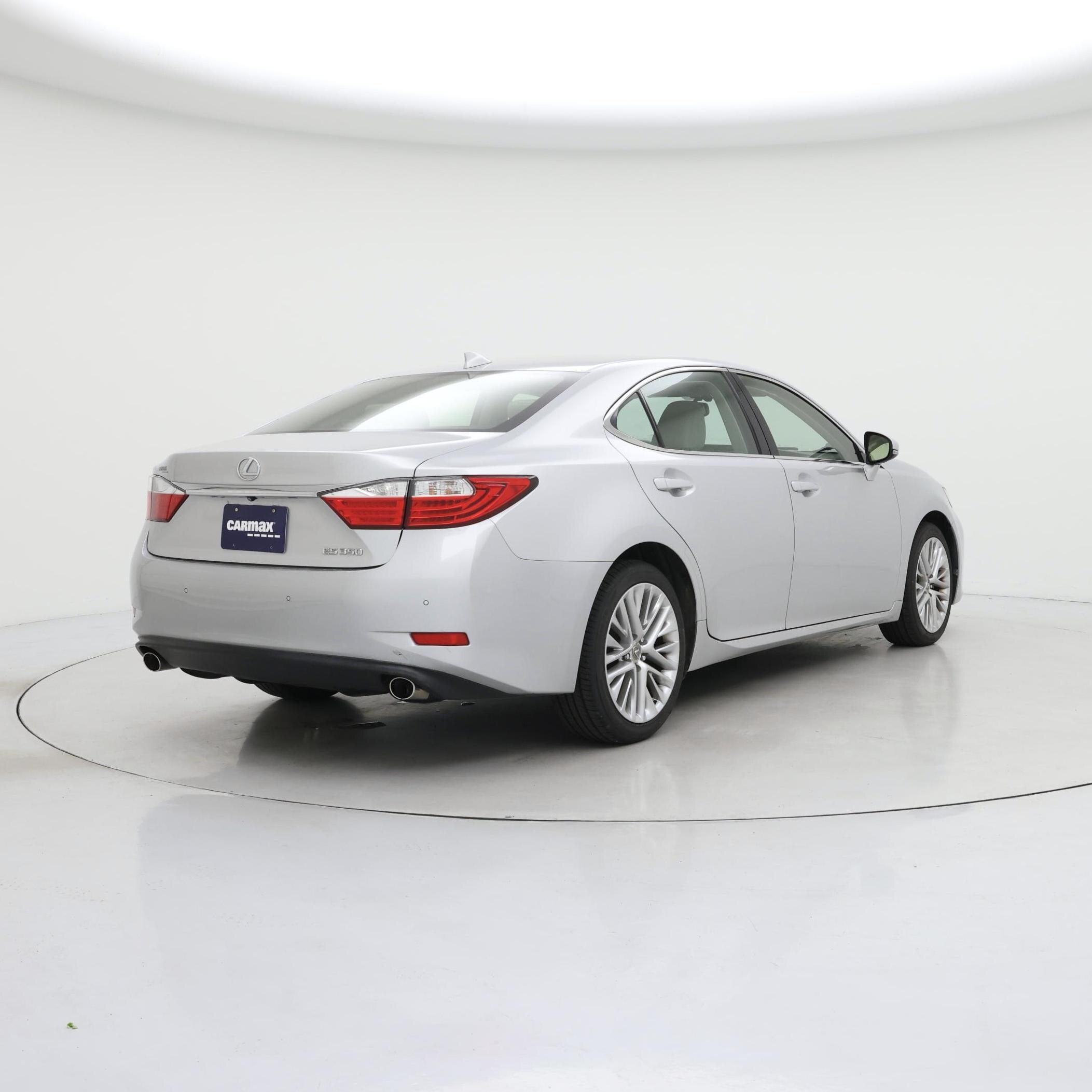 Thumbnail: 2015 Lexus ES - 8
