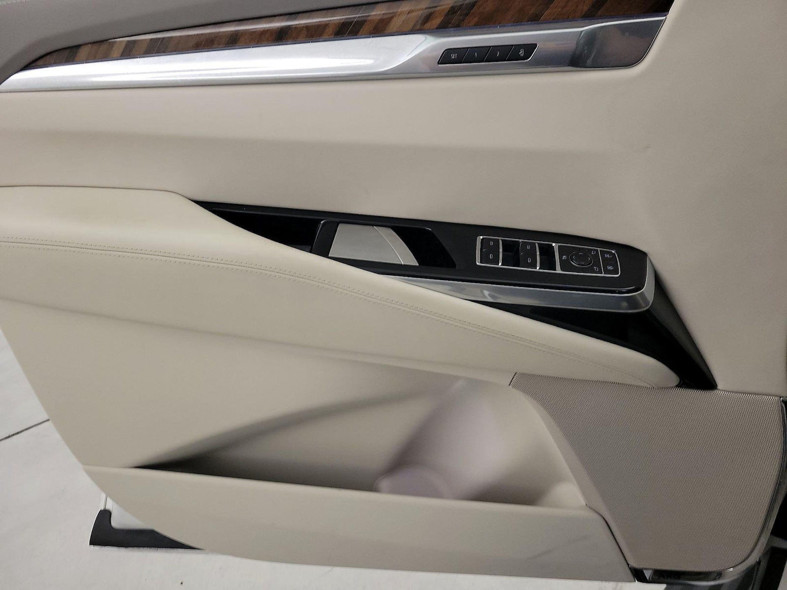 2025 Cadillac Escalade Sport Platinum - Photo 13