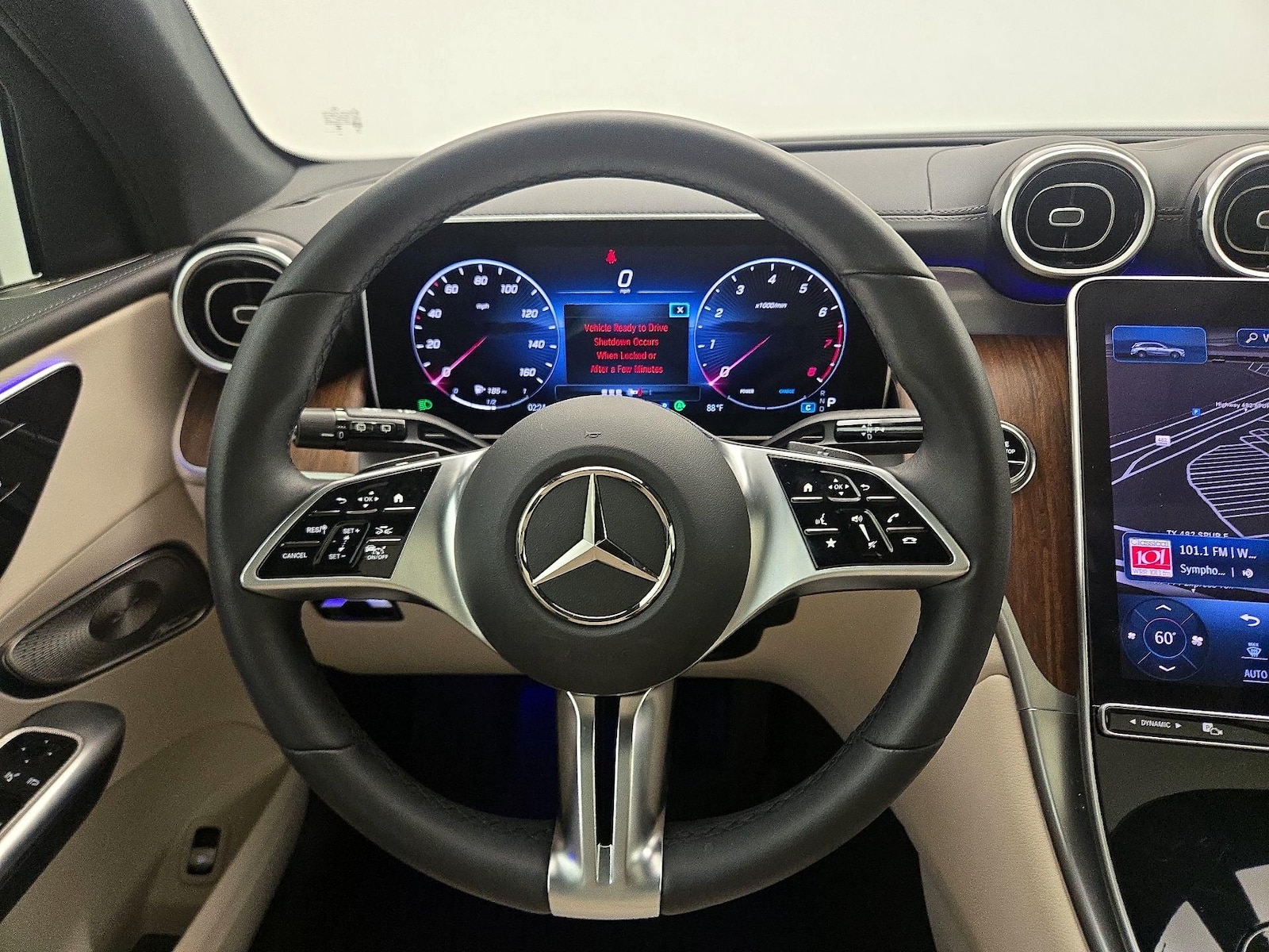 2024 Mercedes-Benz GLC GLC 300 - Photo 11