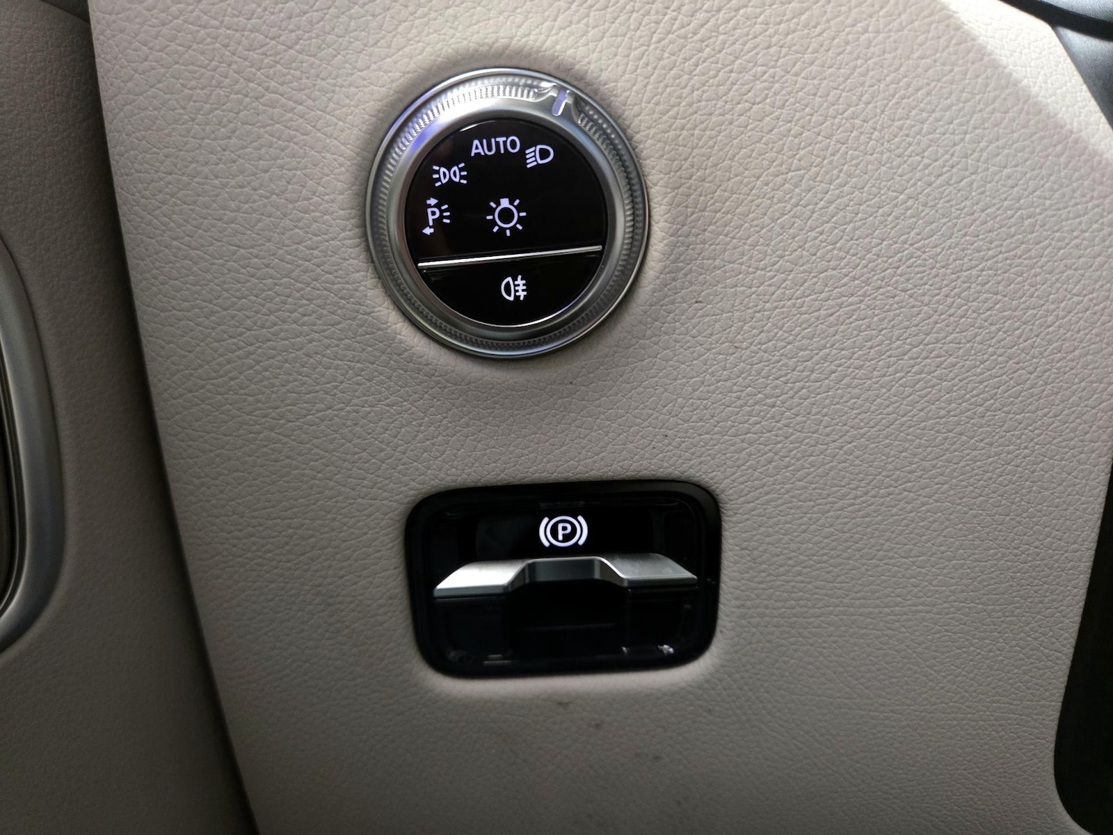 2024 Mercedes-Benz GLC GLC 300 - Photo 14