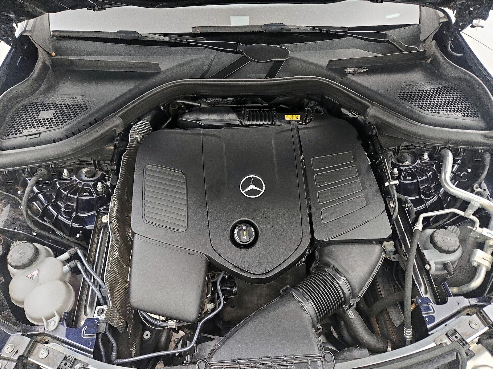 2024 Mercedes-Benz GLC GLC 300 - Photo 24