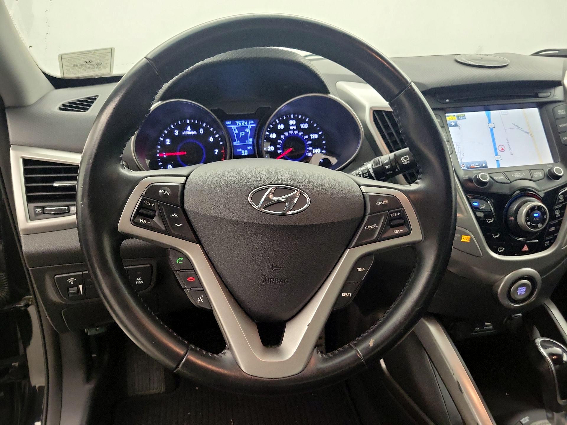 Thumbnail: 2014 Hyundai Veloster - 10