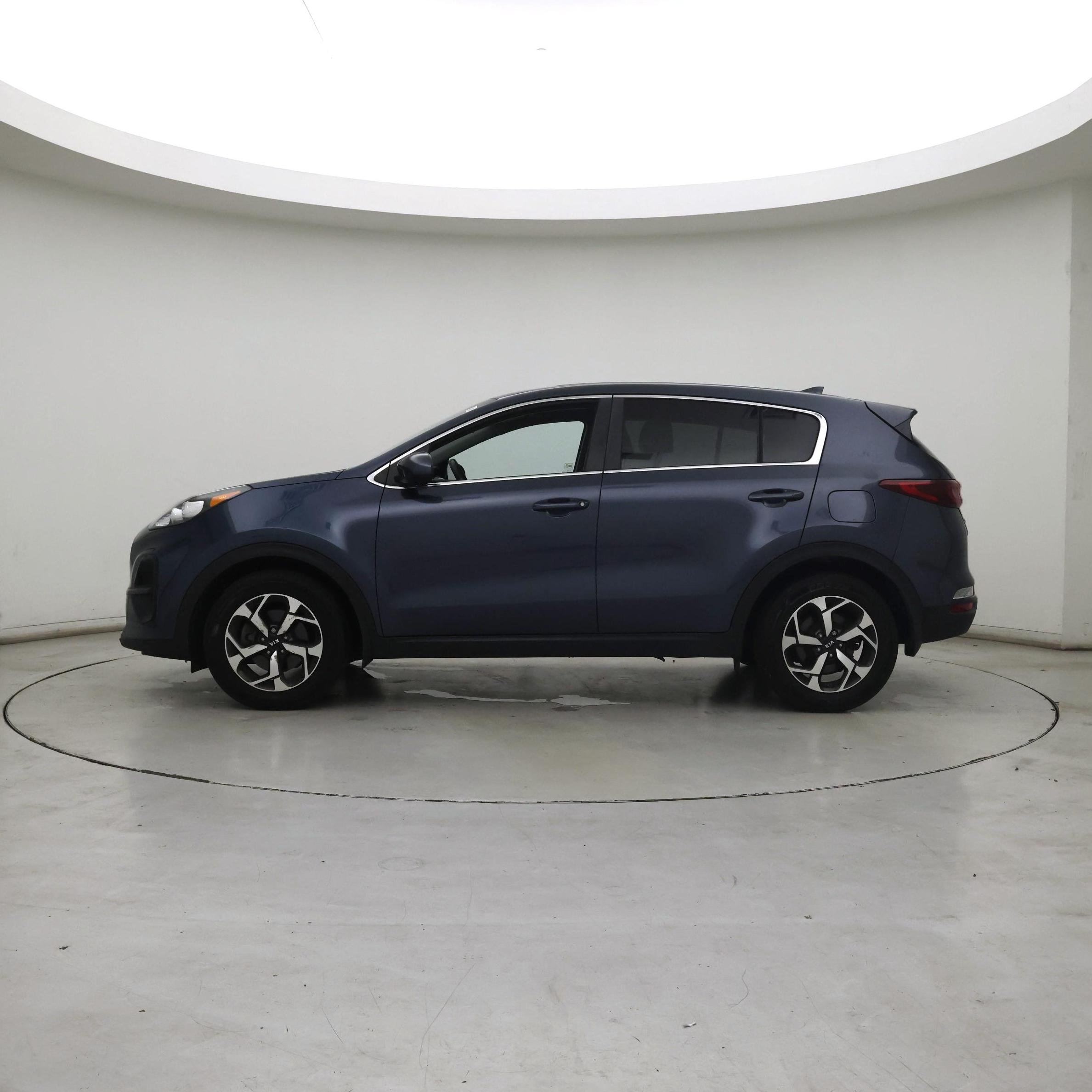 Thumbnail: 2020 Kia Sportage - 3