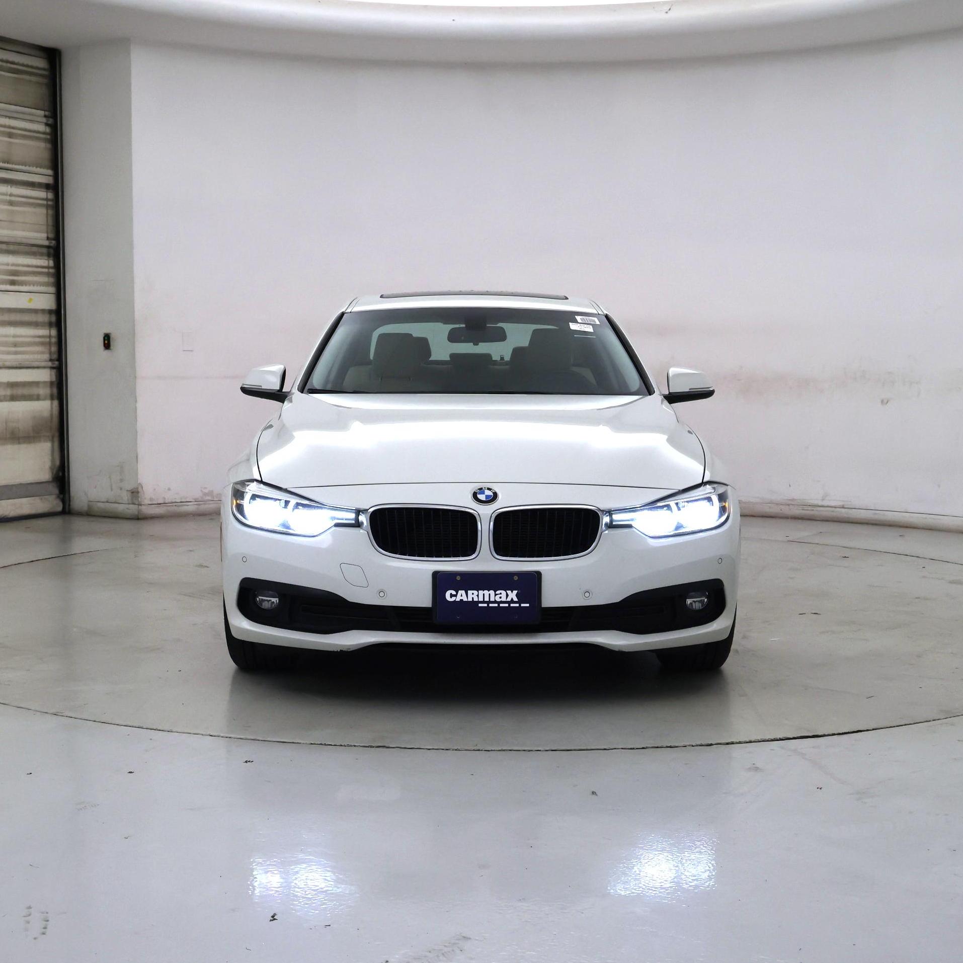 Thumbnail: 2018 BMW 3 Series - 5