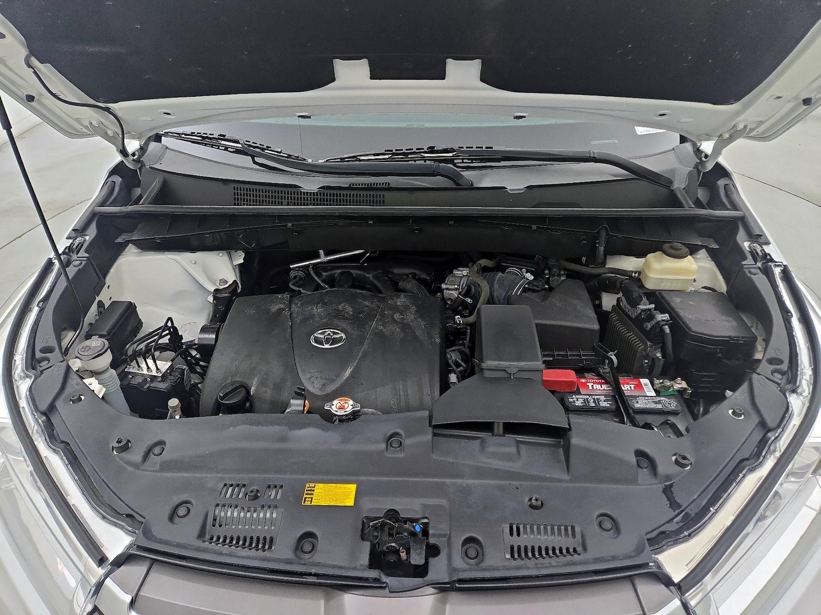 2018 Toyota Highlander LE Plus - Photo 24