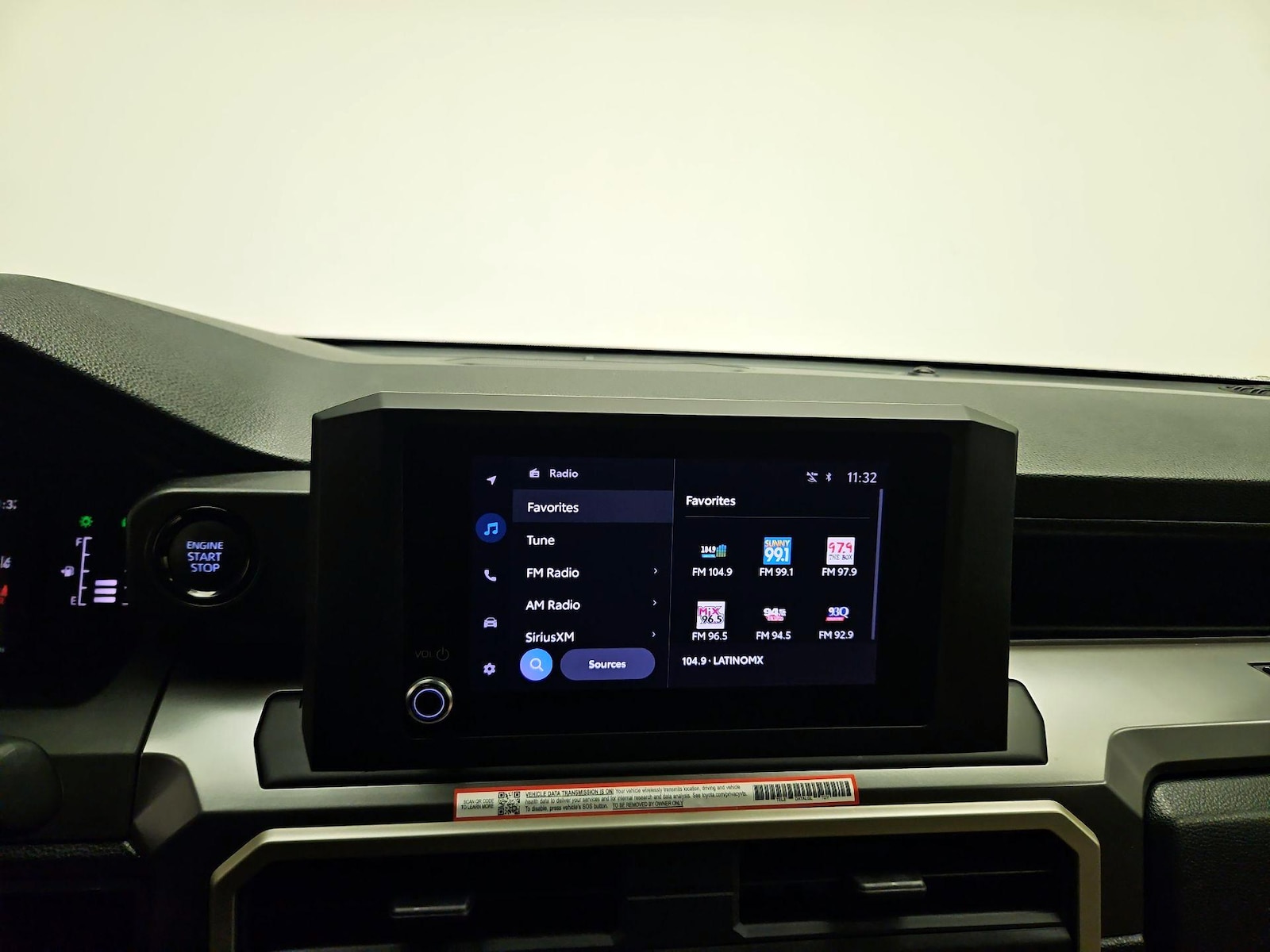 2025 Toyota Tacoma SR5 - Photo 15
