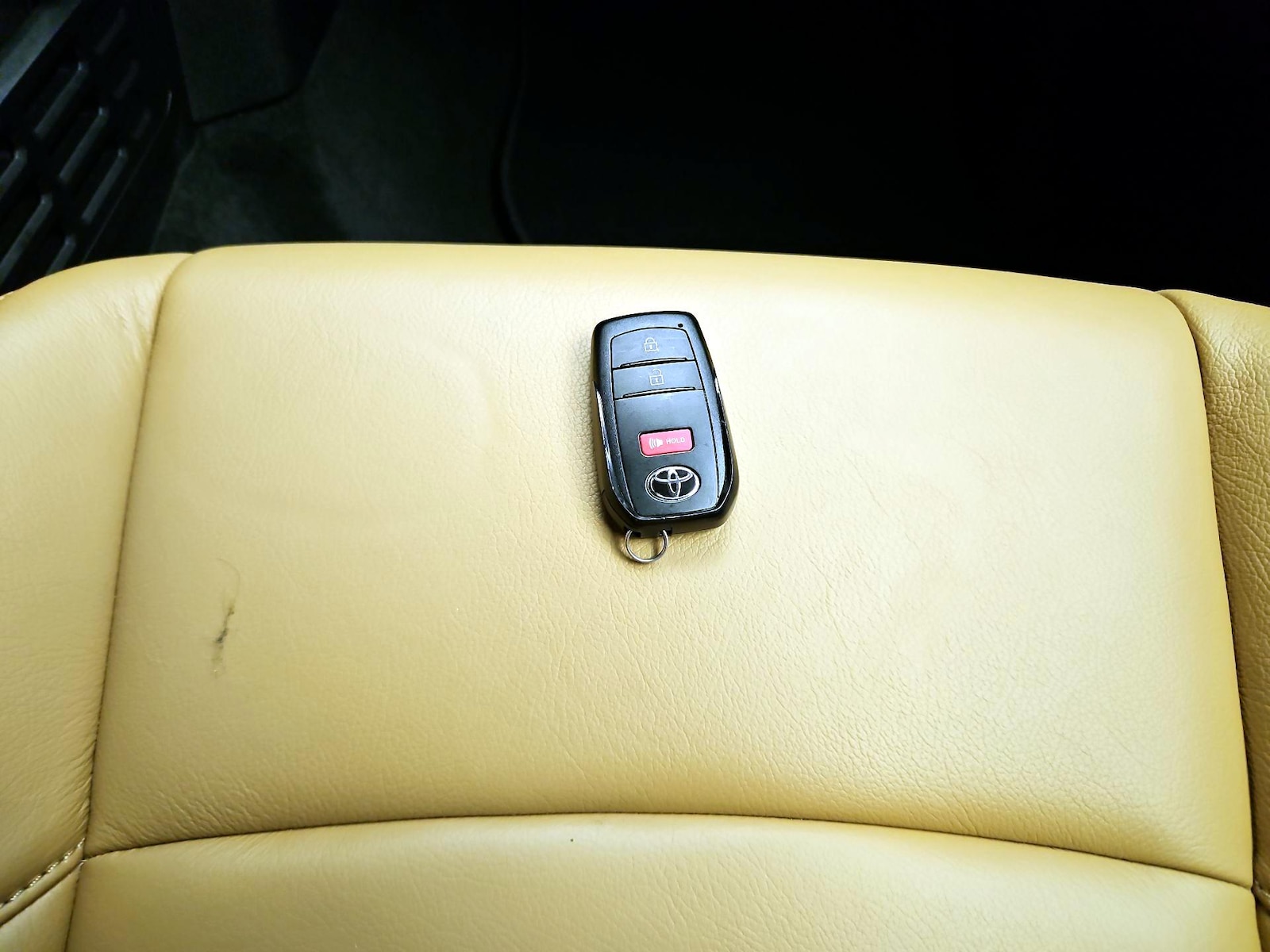 2025 Toyota Tacoma SR5 - Photo 21