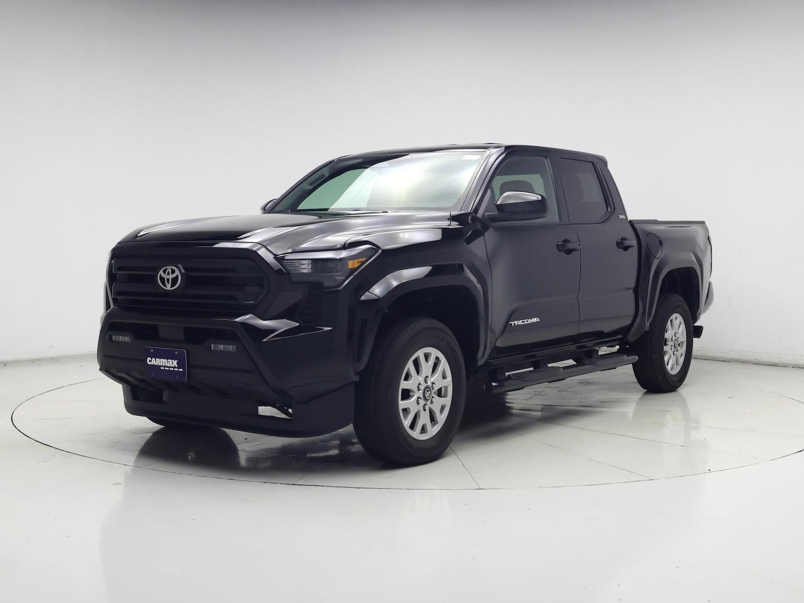 2025 Toyota Tacoma SR5 - Photo 5