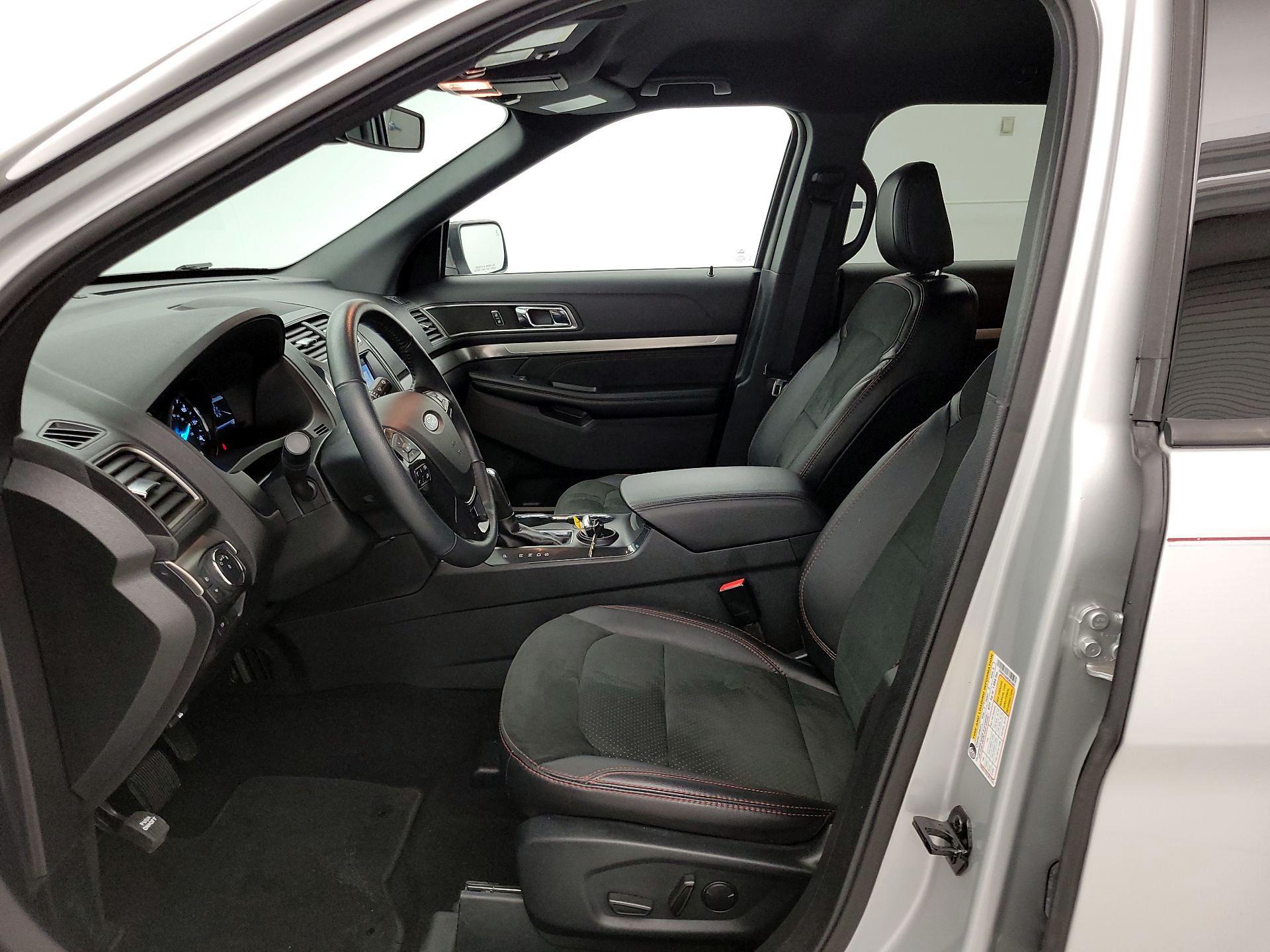 Thumbnail: 2019 Ford Explorer - 11
