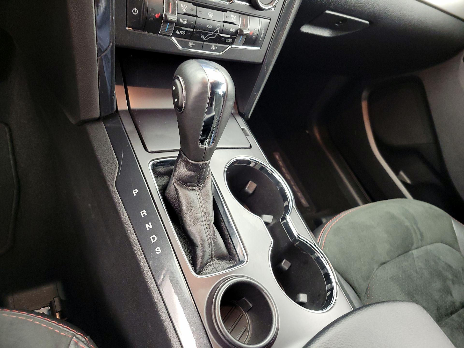 Thumbnail: 2019 Ford Explorer - 18