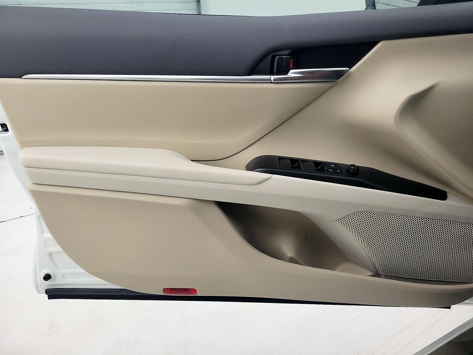 Thumbnail: 2024 Toyota Camry - 12