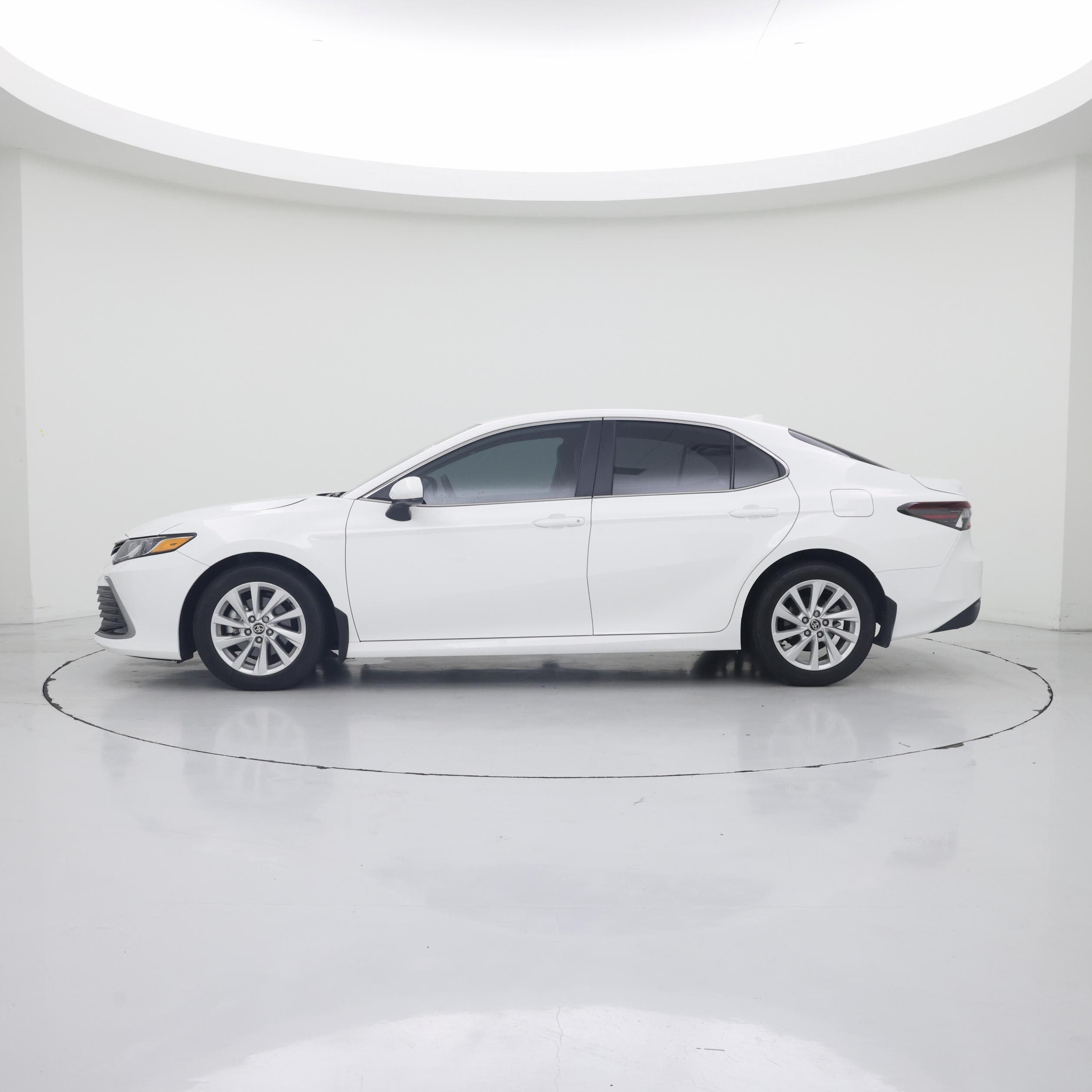 Thumbnail: 2024 Toyota Camry - 3