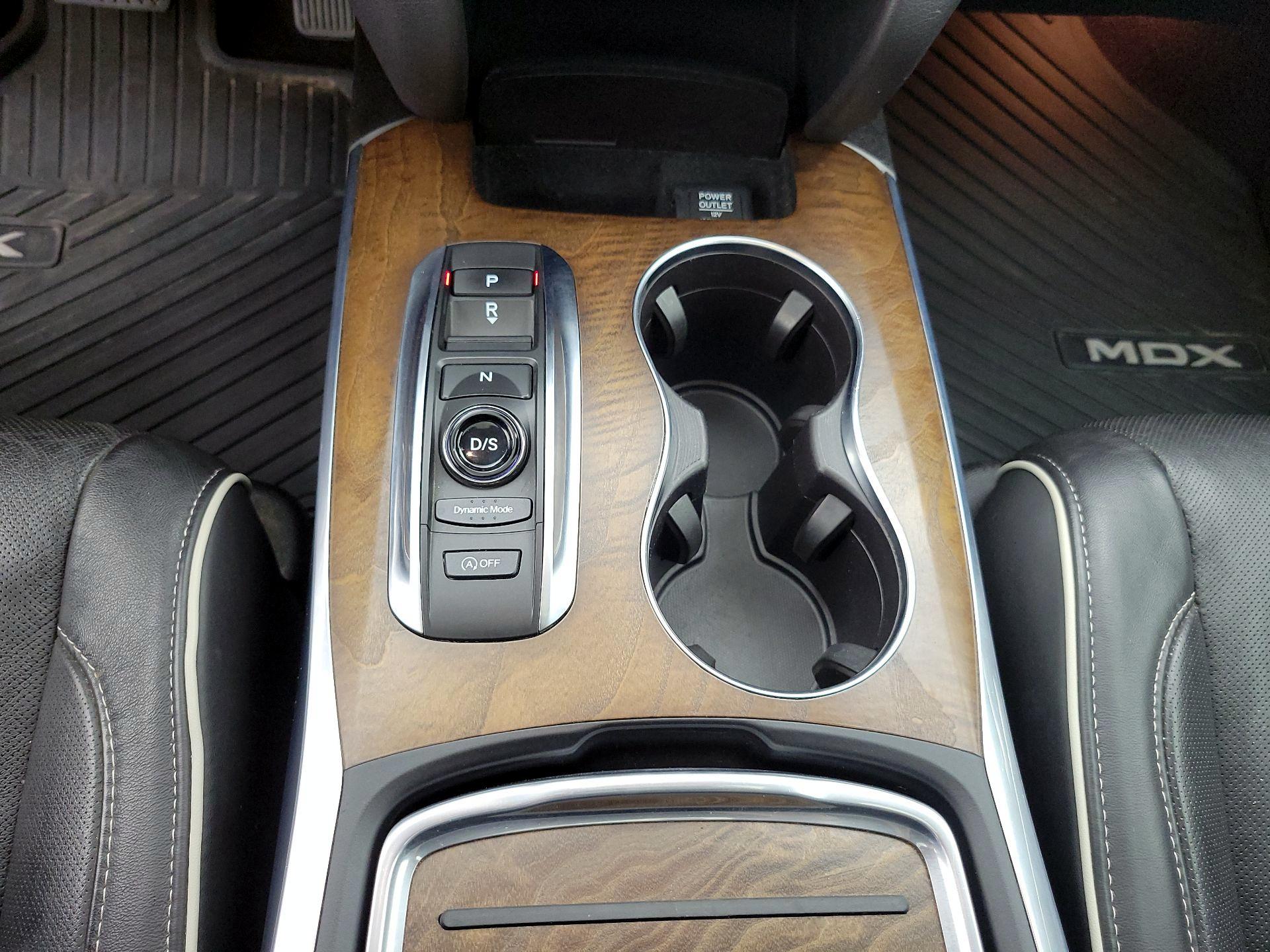 Thumbnail: 2020 Acura MDX - 18