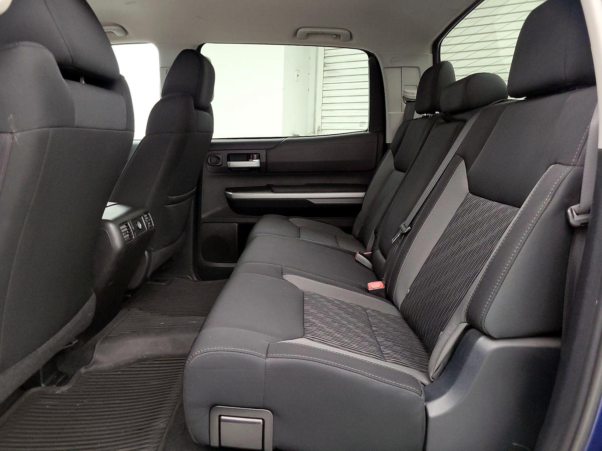 Thumbnail: 2015 Toyota Tundra - 19