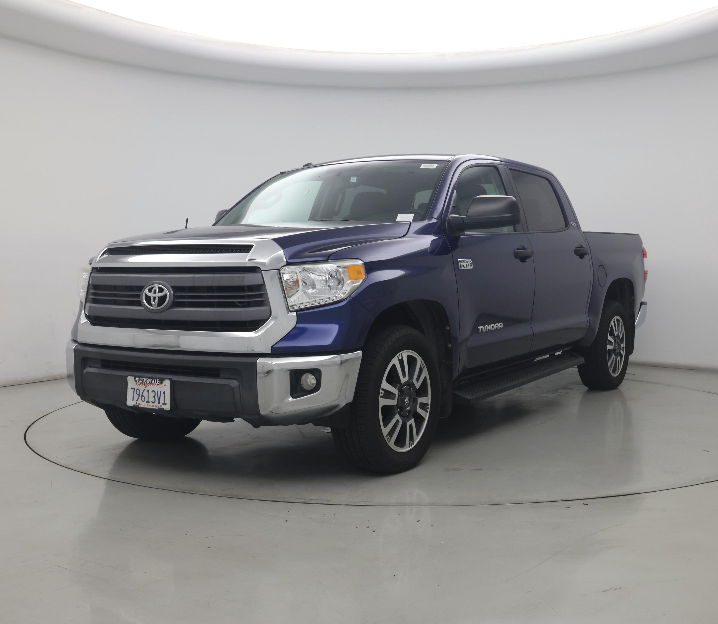 Thumbnail: 2015 Toyota Tundra - 4