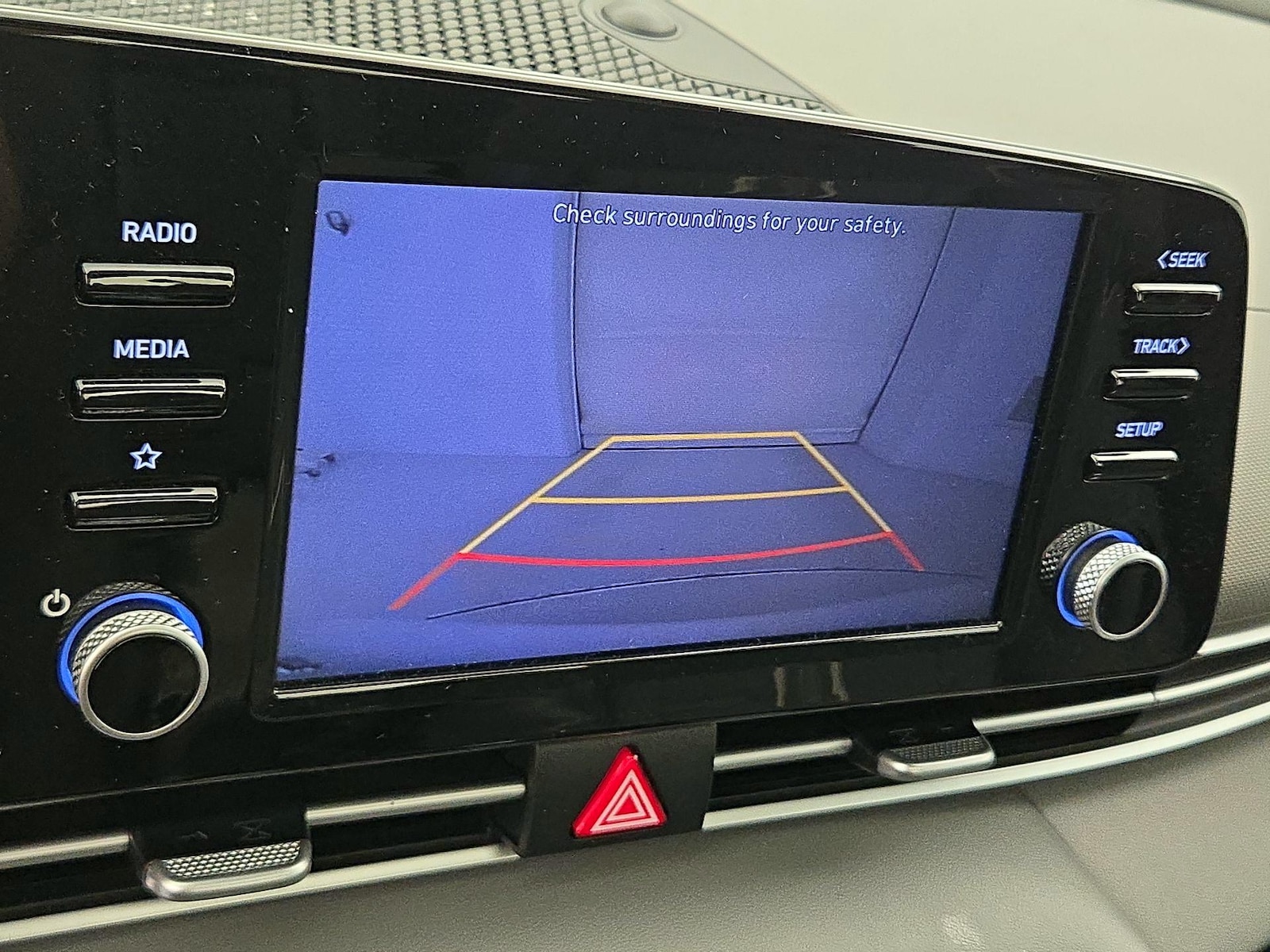 2021 Hyundai Elantra SEL - Photo 15