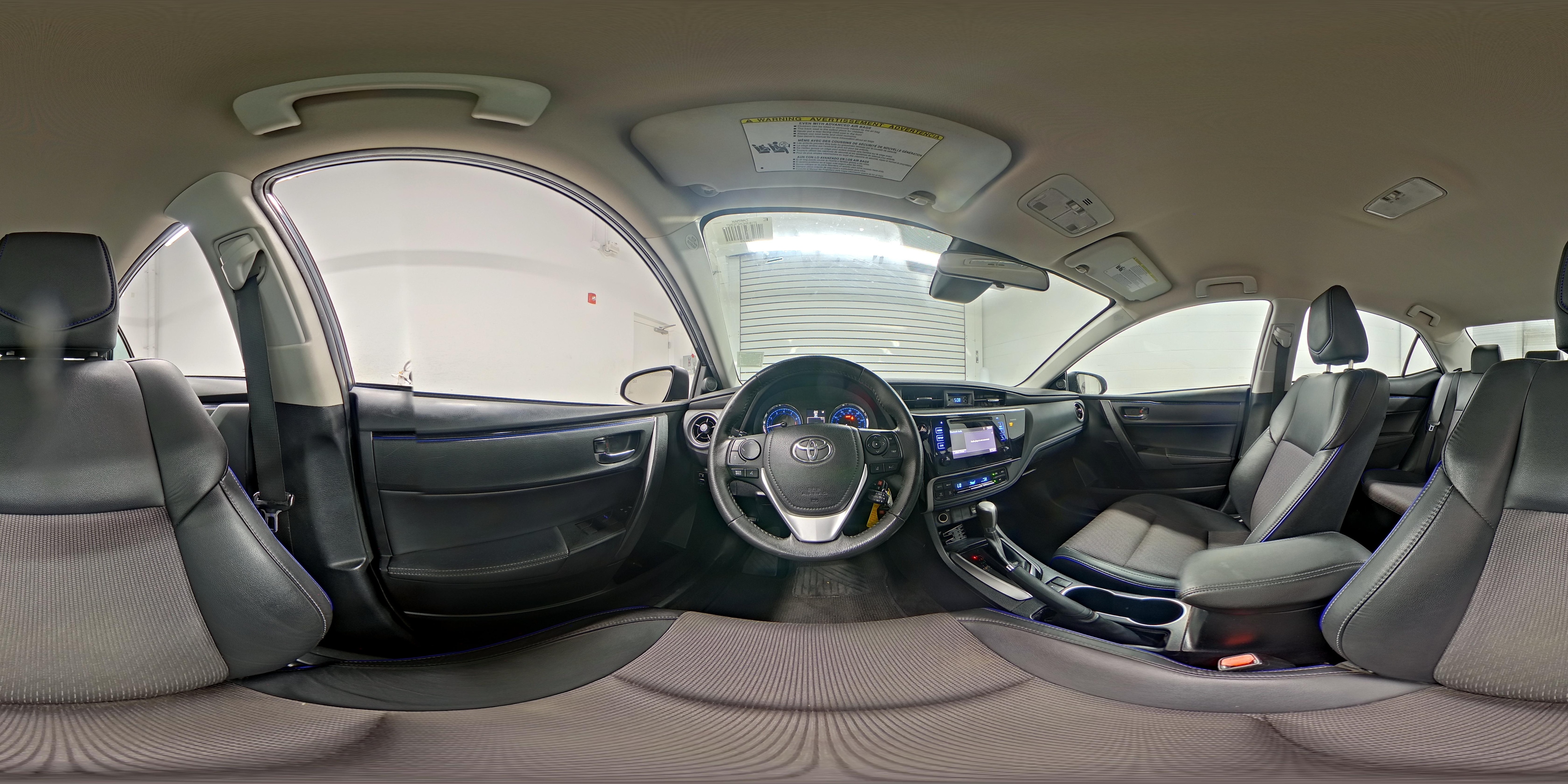 2017 Toyota Corolla SE - Photo 20