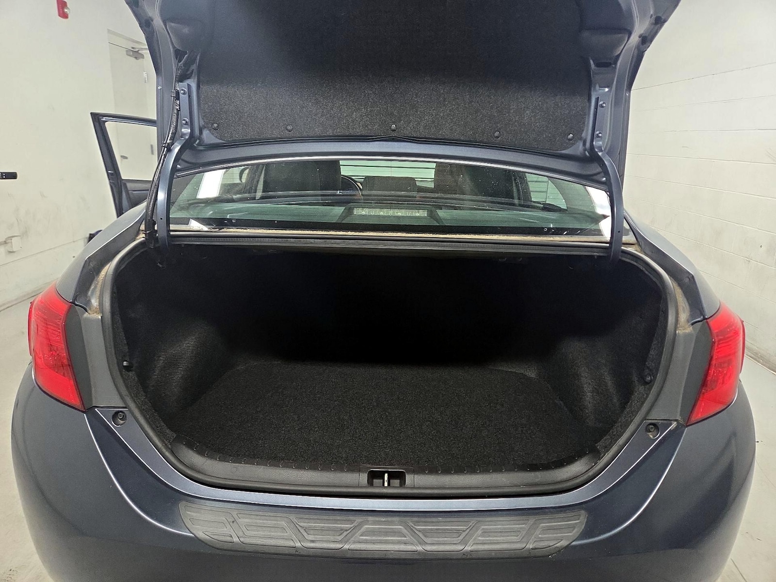 2017 Toyota Corolla SE - Photo 15