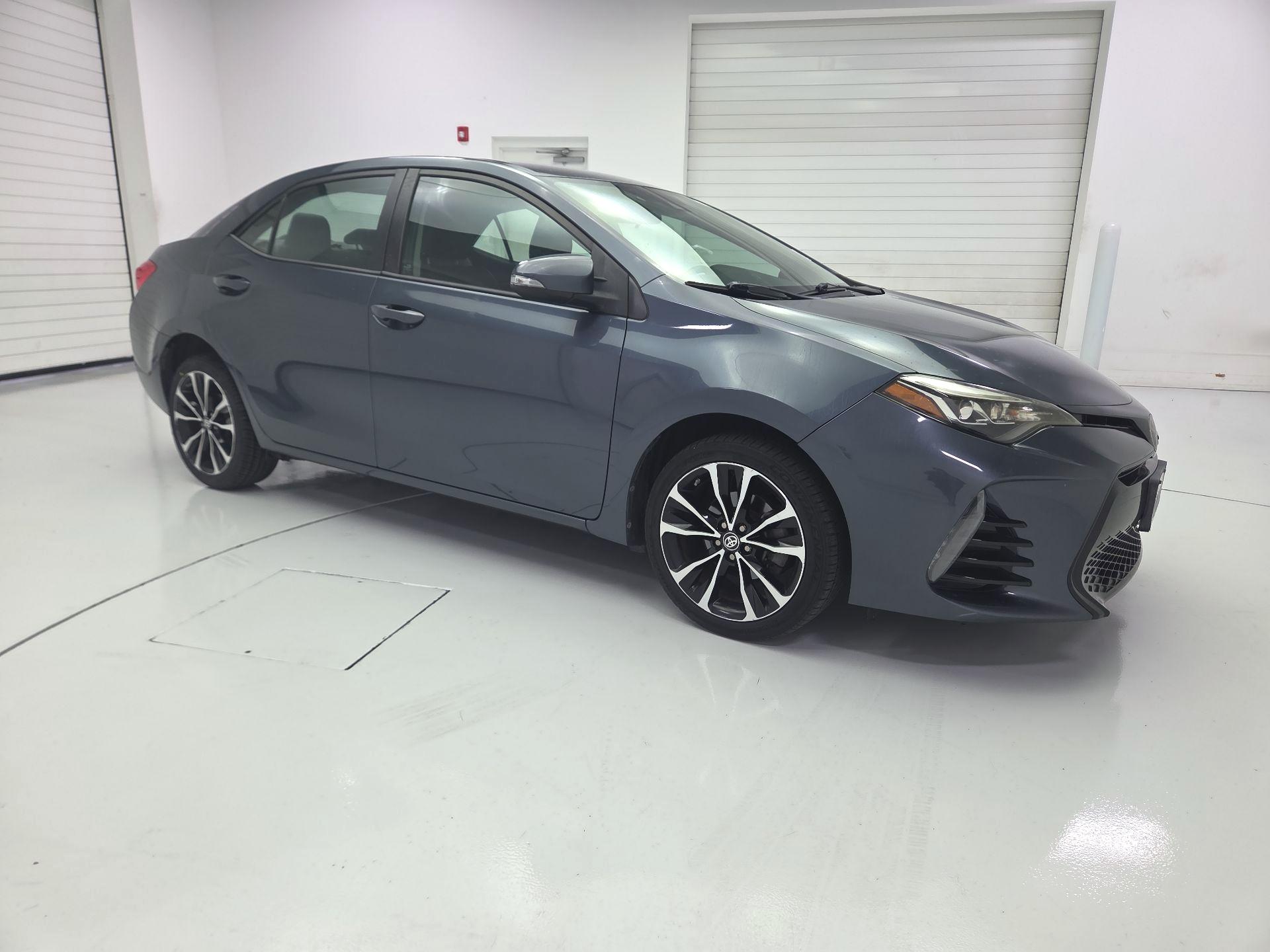 Thumbnail: 2017 Toyota Corolla - 4