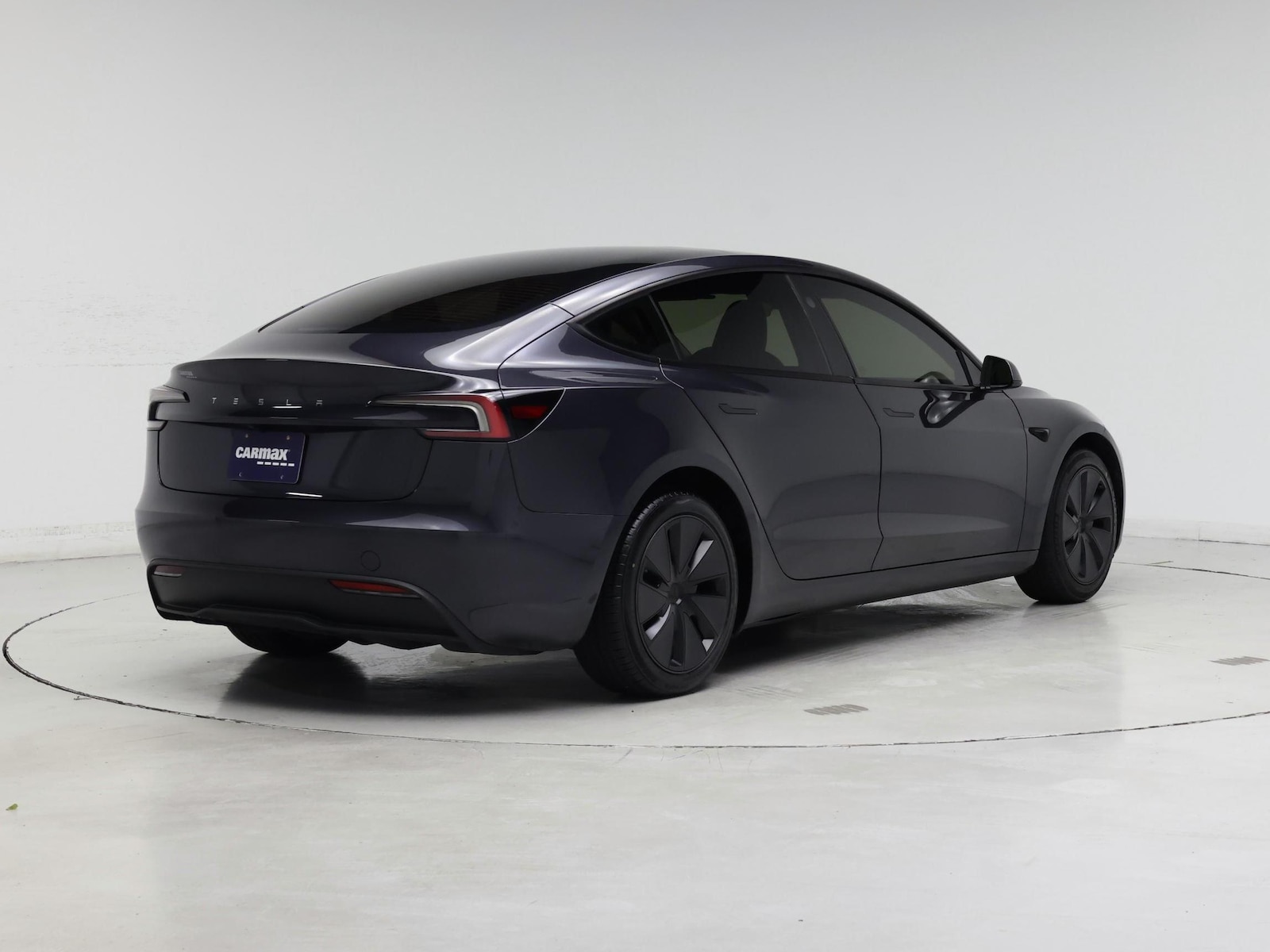 2025 Tesla Model 3 Long Range - Photo 9