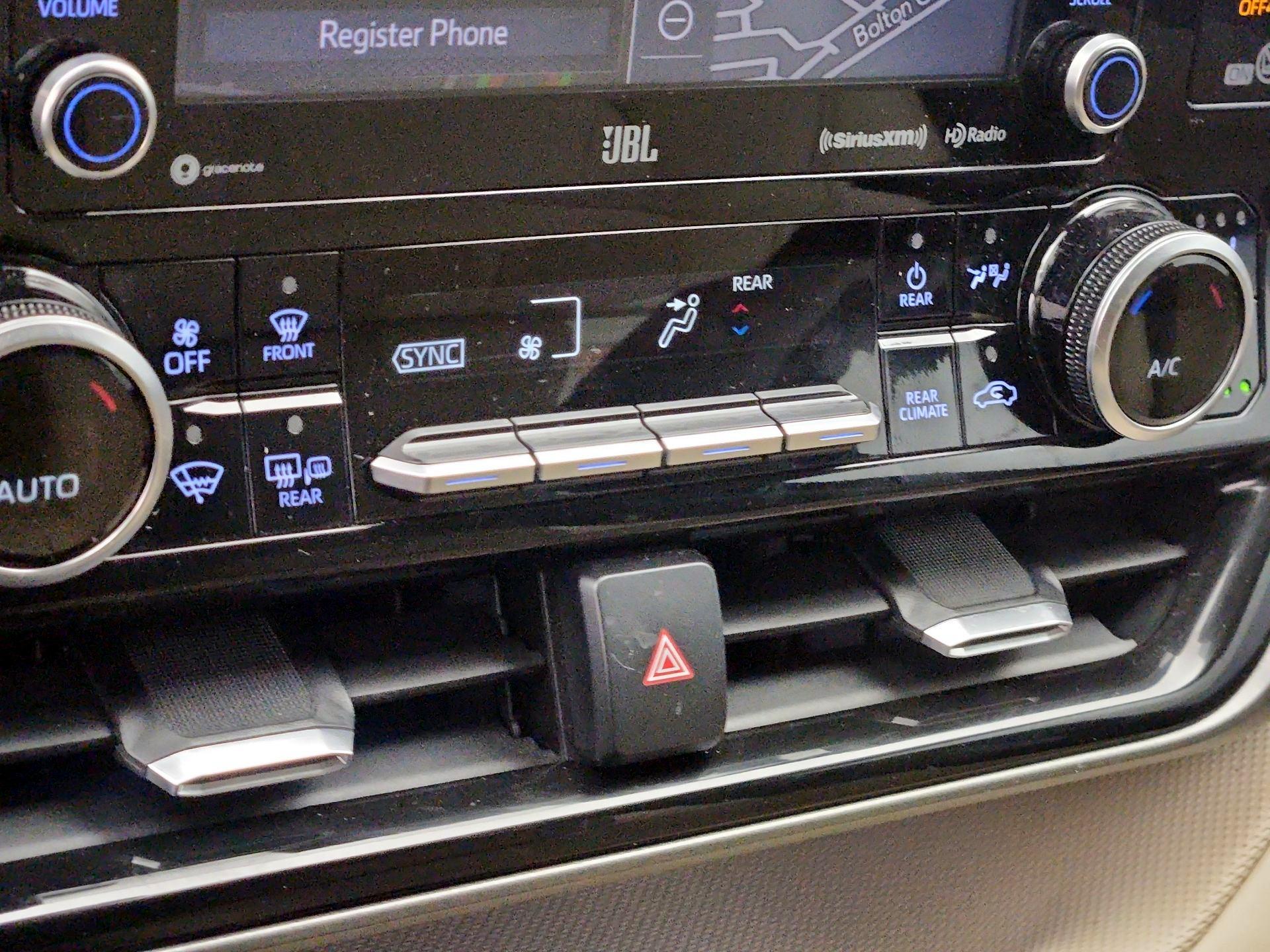 Thumbnail: 2021 Toyota Highlander - 16