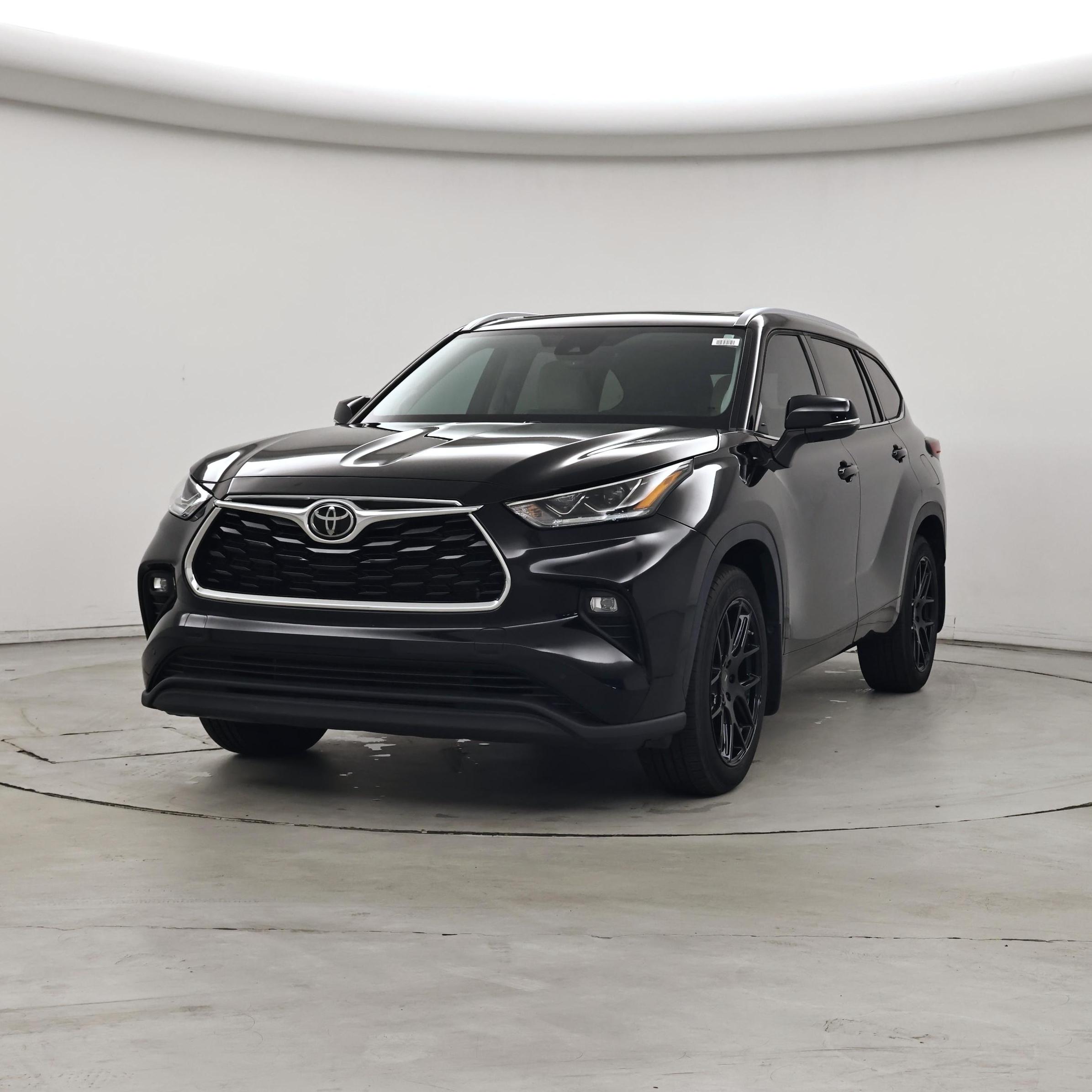 Thumbnail: 2021 Toyota Highlander - 4