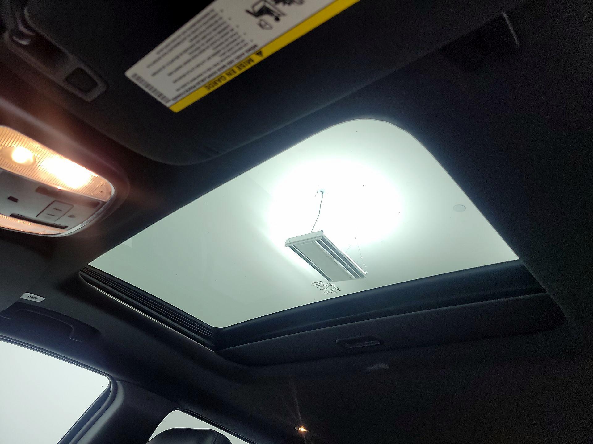 Thumbnail: 2019 Jeep Grand Cherokee - 20
