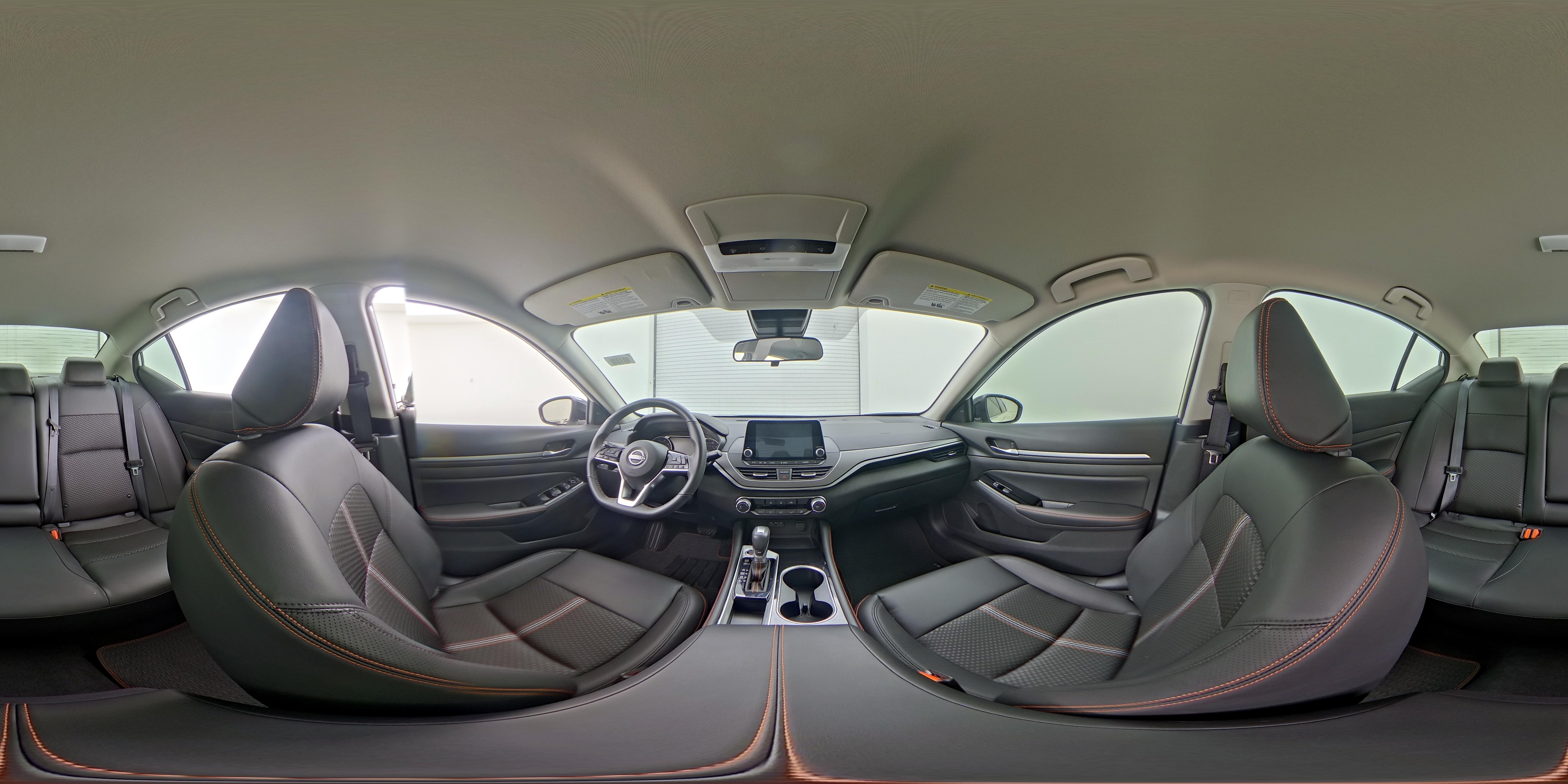 2024 Nissan Altima SR - Photo 24
