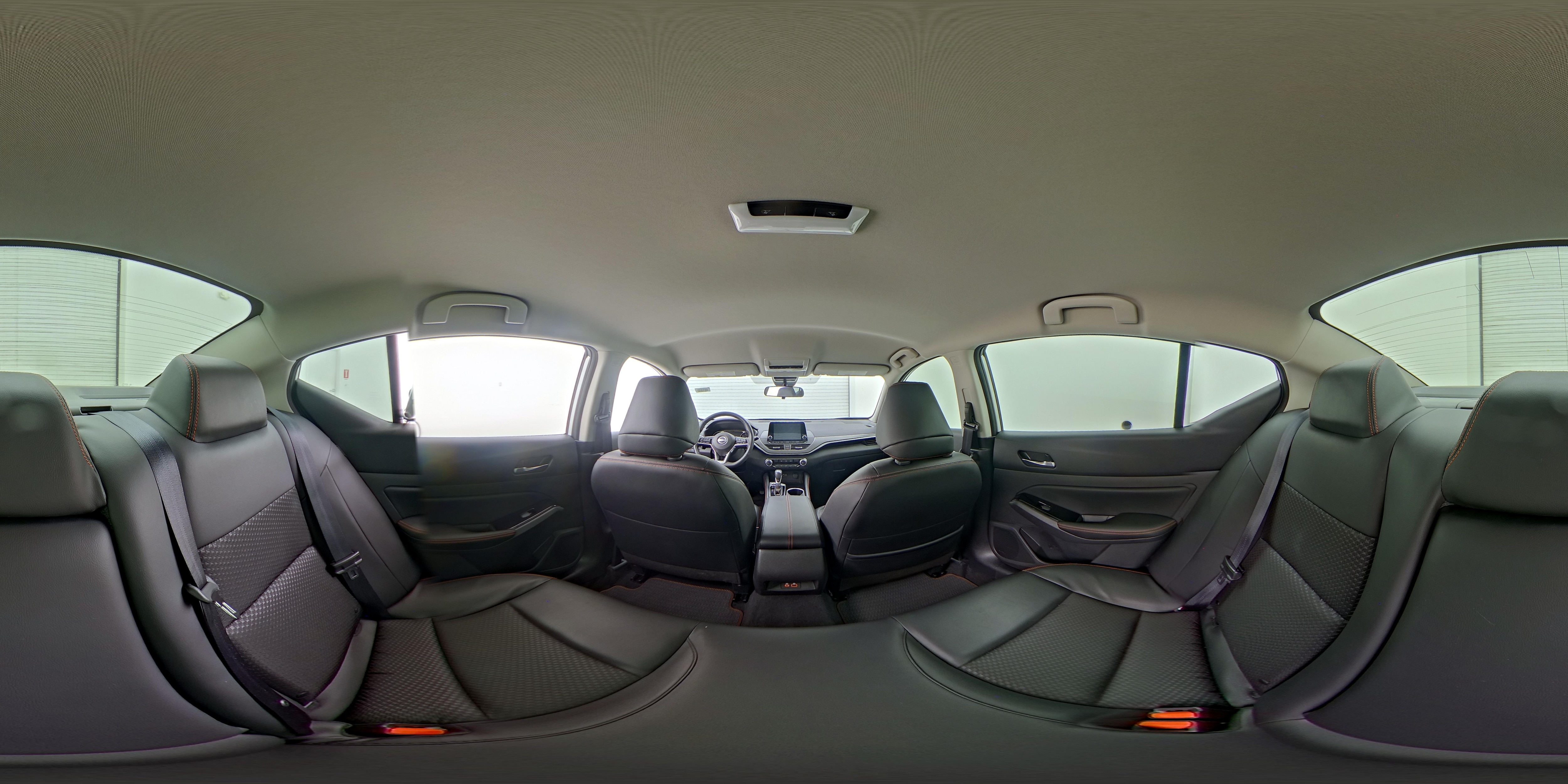 2024 Nissan Altima SR - Photo 25