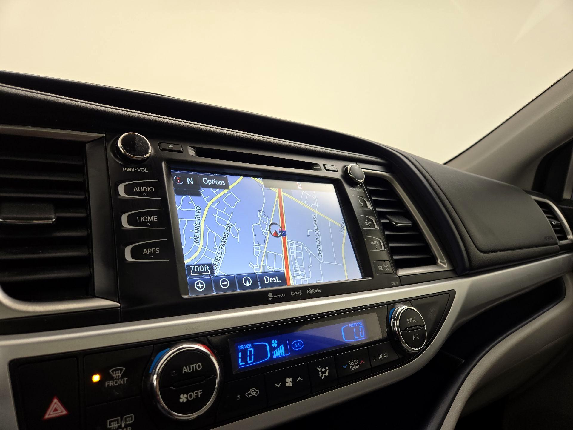 Thumbnail: 2017 Toyota Highlander - 14
