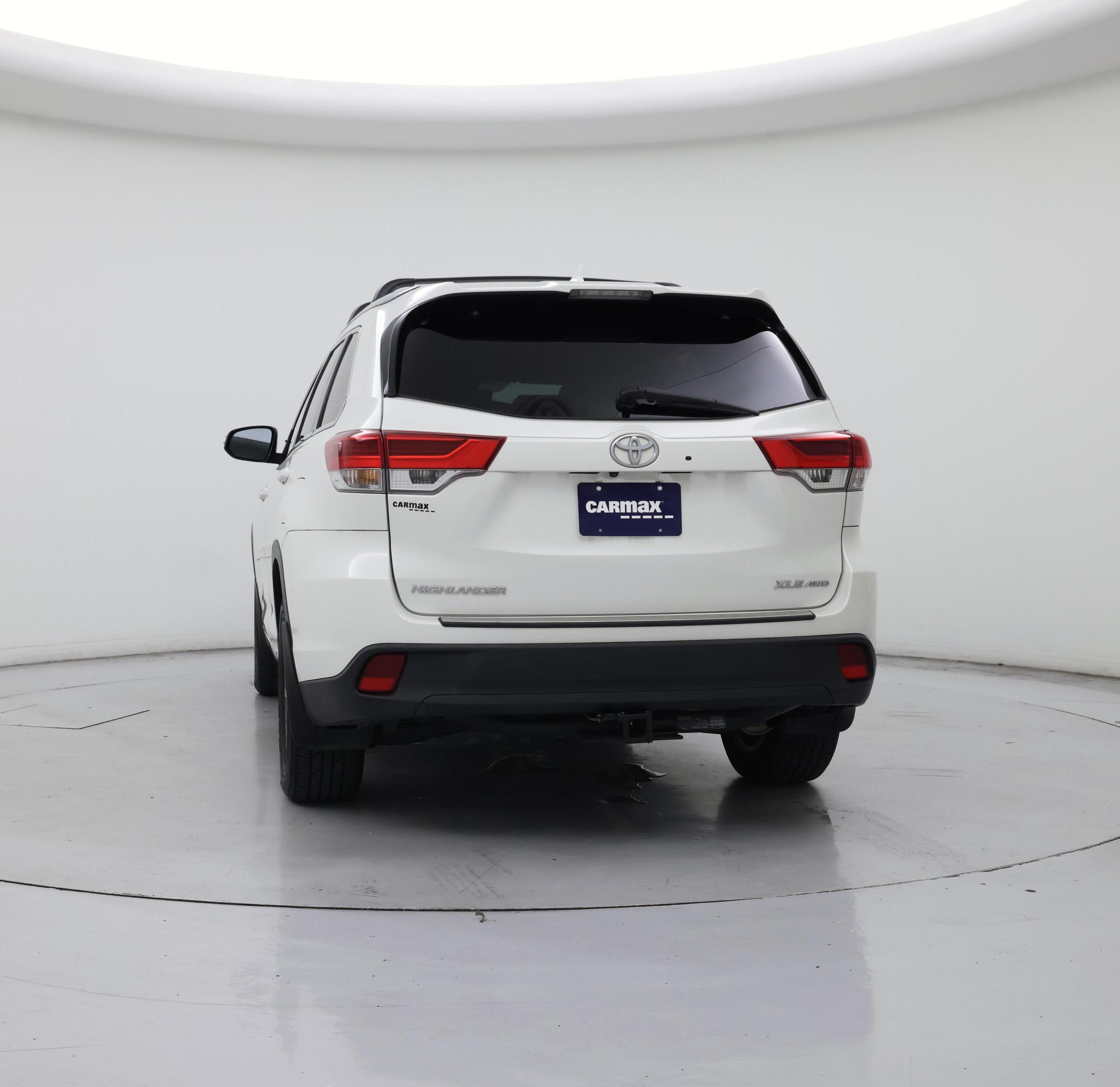 Thumbnail: 2017 Toyota Highlander - 6